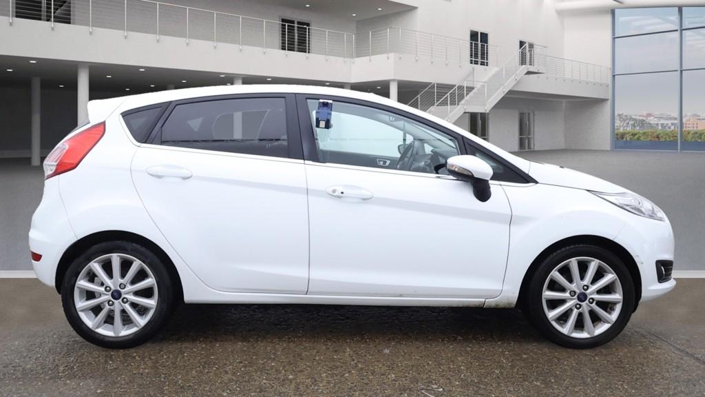 Ford Fiesta 1.0T EcoBoost Titanium Hatchback 5dr Petrol Manual Euro 6 (s/s) (125 ps)