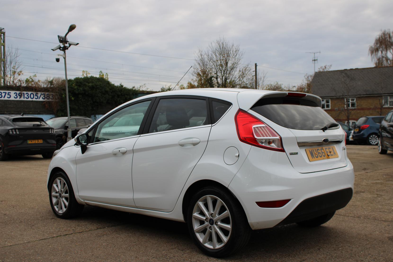 Ford Fiesta 1.0T EcoBoost Titanium Hatchback 5dr Petrol Manual Euro 6 (s/s) (125 ps)
