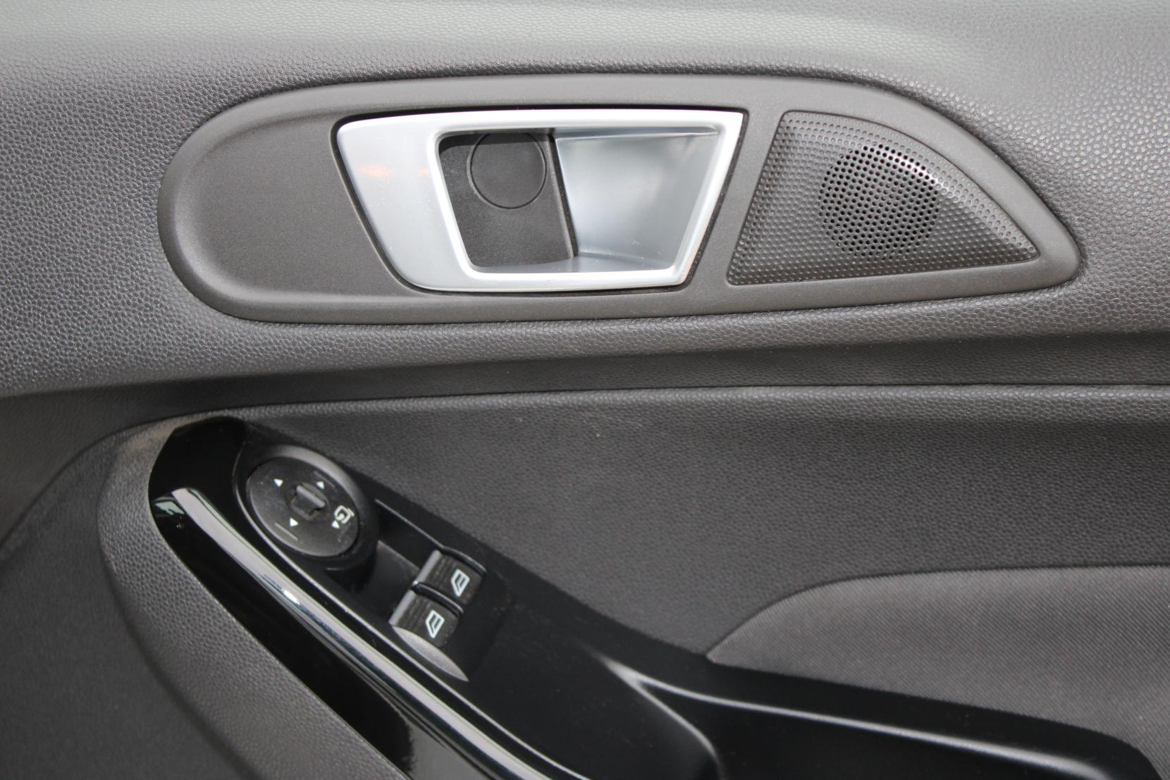 Ford Fiesta 1.0T EcoBoost Titanium Hatchback 5dr Petrol Manual Euro 6 (s/s) (125 ps)