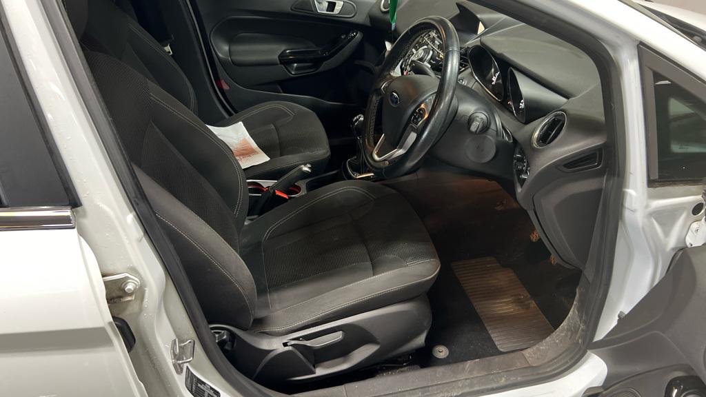 Ford Fiesta 1.0T EcoBoost Titanium Hatchback 5dr Petrol Manual Euro 6 (s/s) (125 ps)