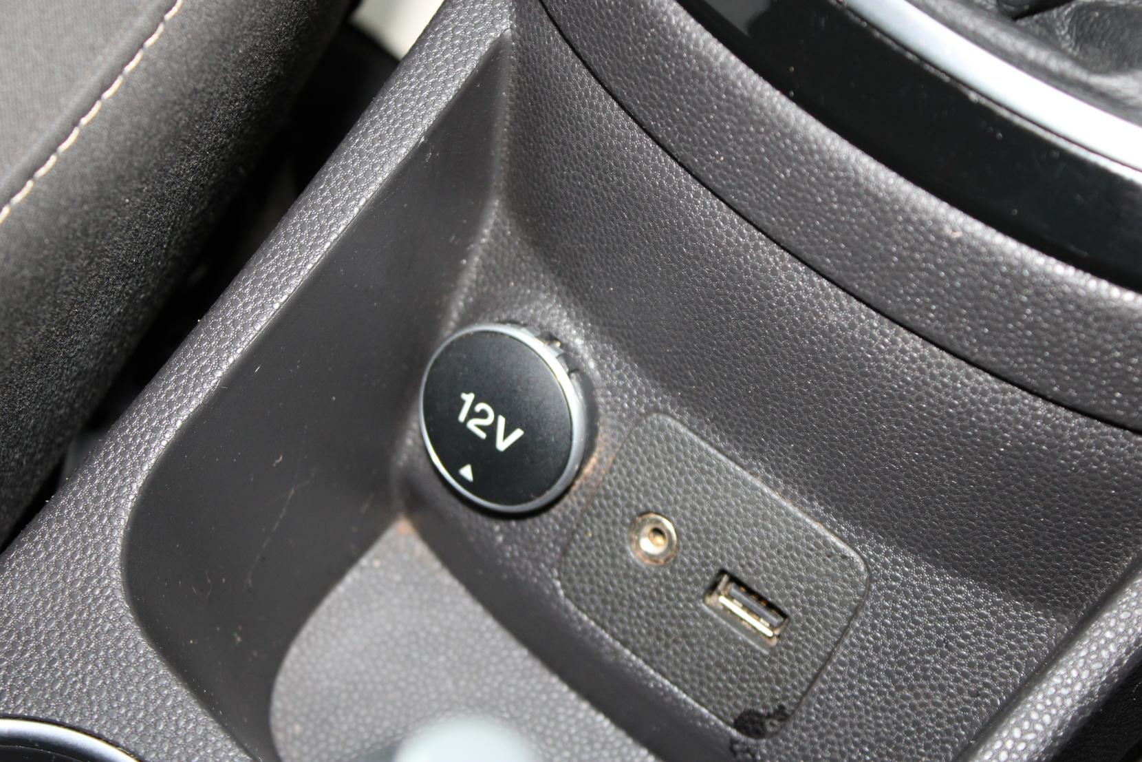 Ford Fiesta 1.0T EcoBoost Titanium Hatchback 5dr Petrol Manual Euro 6 (s/s) (125 ps)