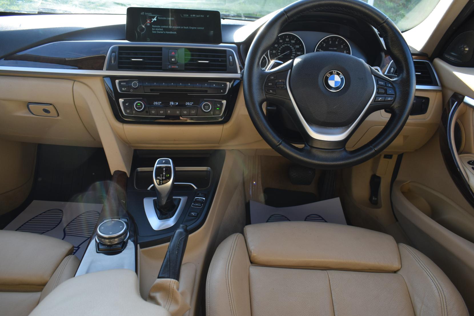 BMW 3 Series 2.0 330i Luxury Touring 5dr Petrol Auto Euro 6 (s/s) (252 ps)