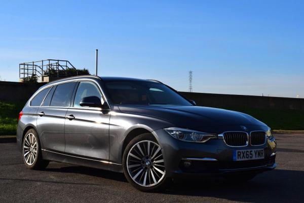 BMW 3 Series 2.0 330i Luxury Touring 5dr Petrol Auto Euro 6 (s/s) (252 ps)