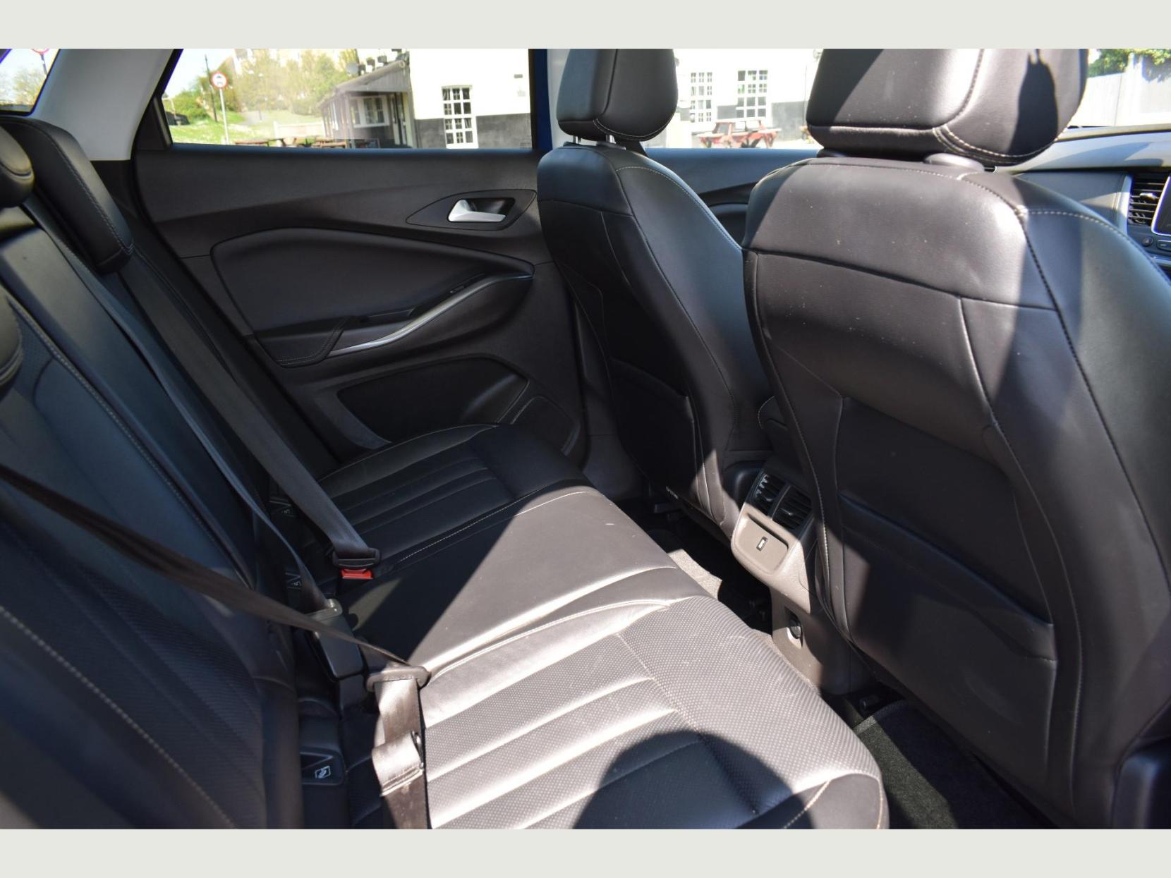 Vauxhall Grandland X ELITE NAV