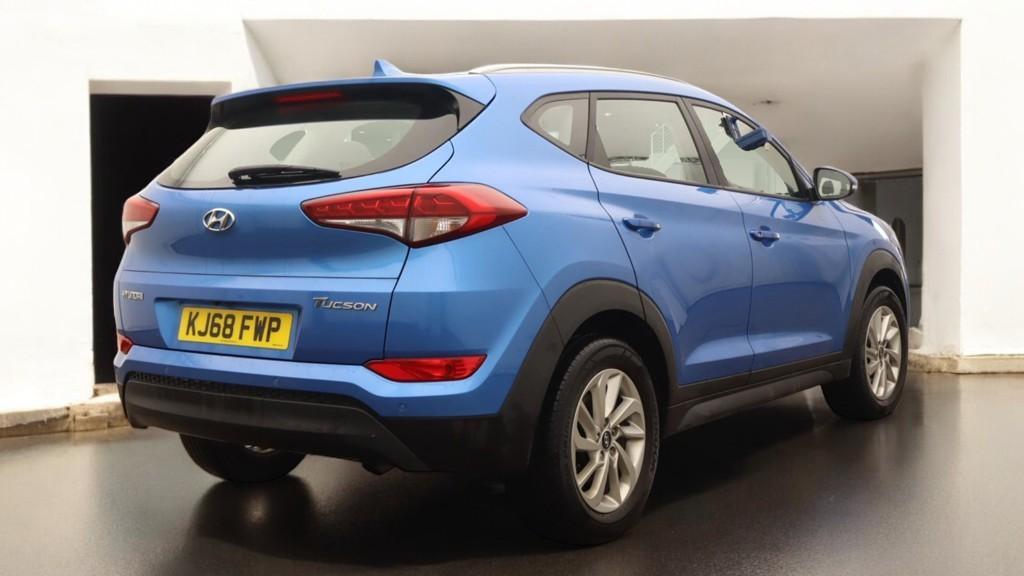 Hyundai TUCSON 1.7 CRDi Blue Drive SE Nav SUV 5dr Diesel DCT Euro 6 (s/s) (141 ps)