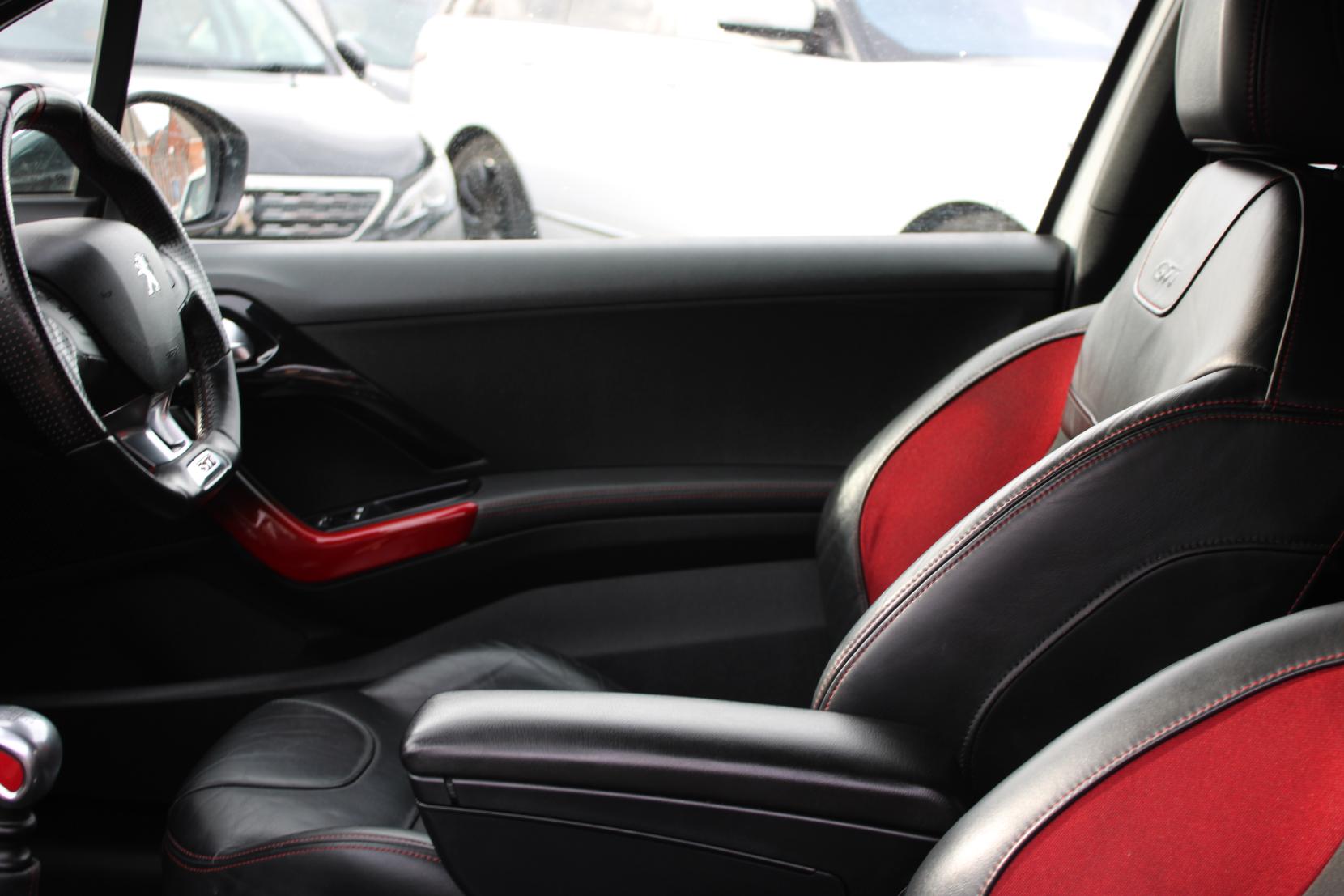 Peugeot 208 1.6 THP GTi Hatchback 3dr Petrol Manual Euro 5 (200 ps)