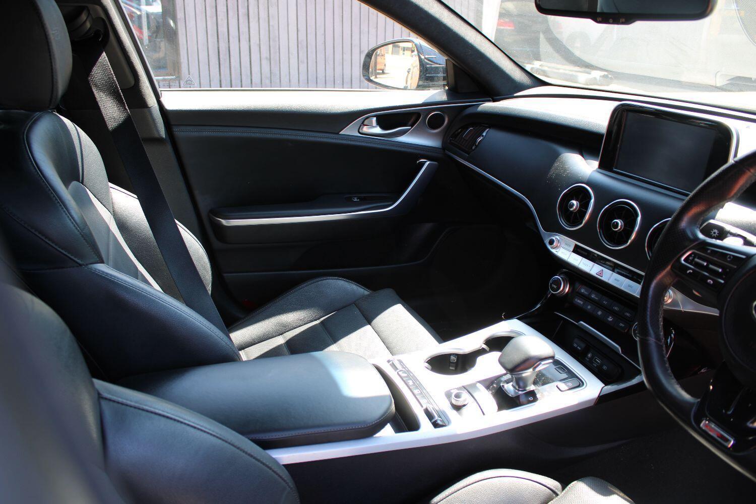 Kia Stinger 2.0 T-GDi GT-Line