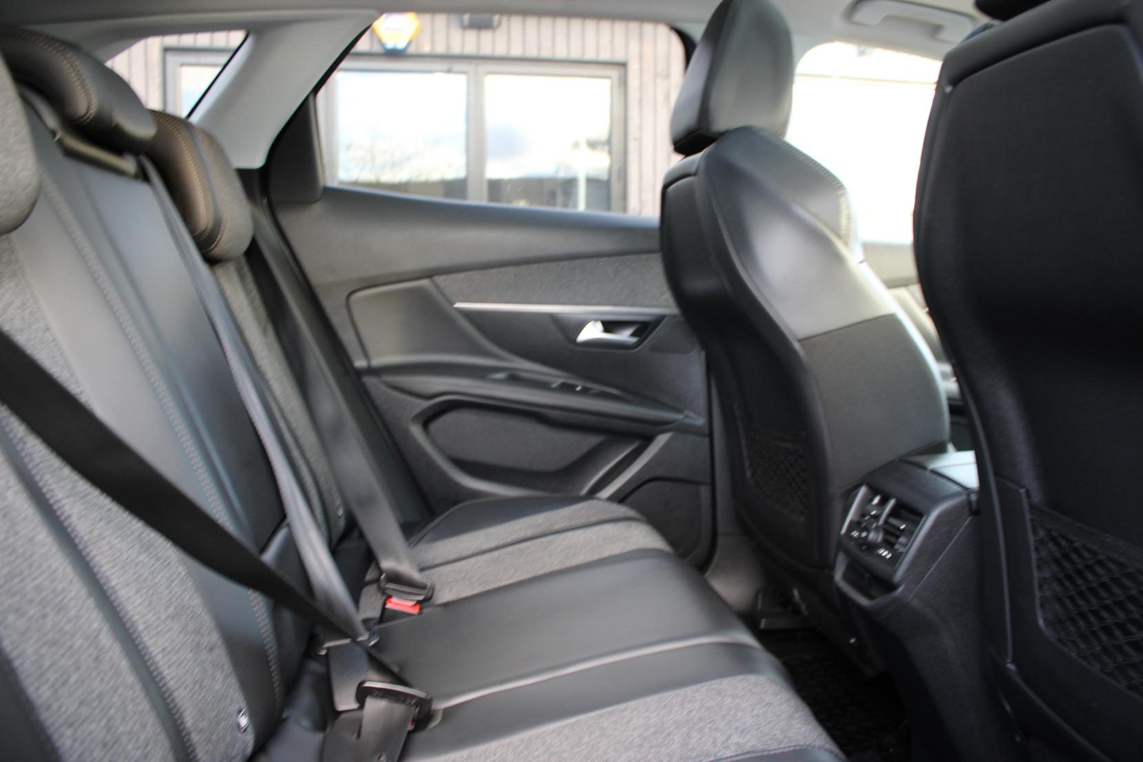 Peugeot 3008 1.6 BlueHDi Allure SUV 5dr Diesel Manual Euro 6 (s/s) (120 ps)