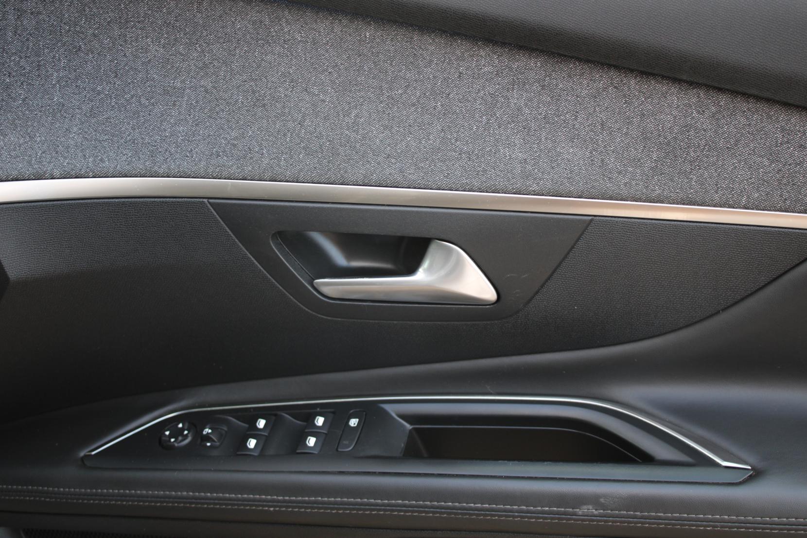 Peugeot 3008 1.6 BlueHDi Allure SUV 5dr Diesel Manual Euro 6 (s/s) (120 ps)