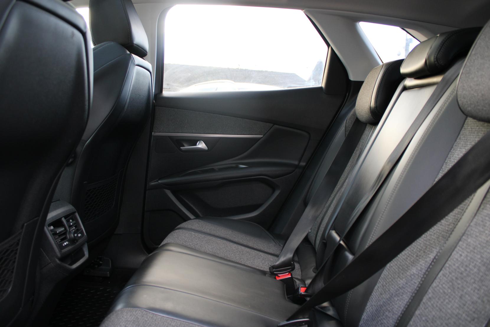 Peugeot 3008 1.6 BlueHDi Allure SUV 5dr Diesel Manual Euro 6 (s/s) (120 ps)