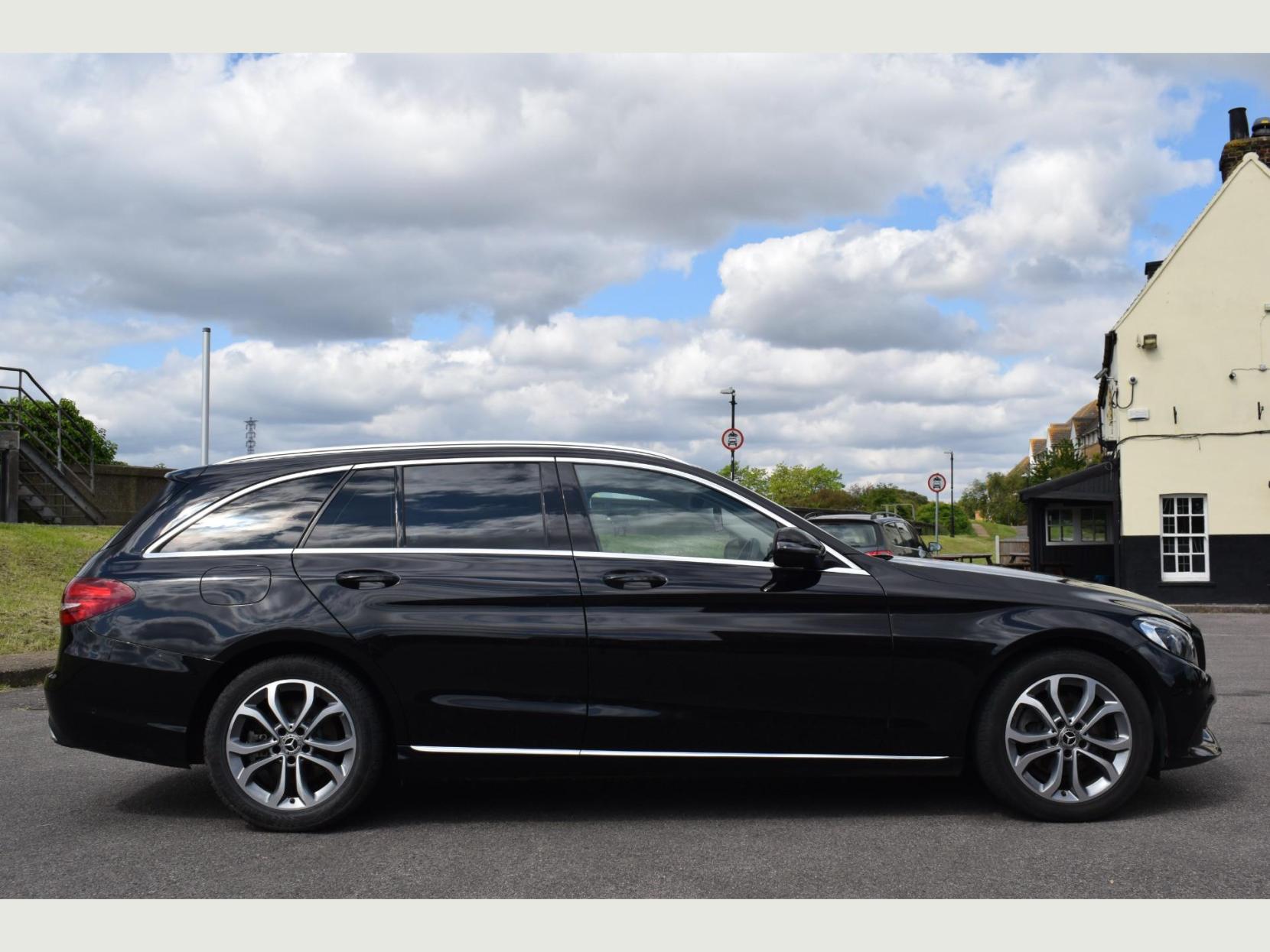 Mercedes-Benz C Class C200 D SPORT