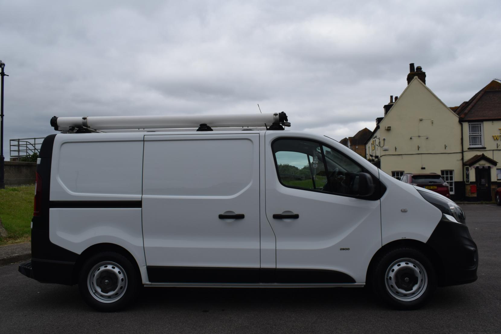 Vauxhall Vivaro 1.6 CDTi 2900 ecoFLEX Temperature Controlled 5dr Diesel Manual L1 H1 (s/s) (160 g/km, 89 bhp)