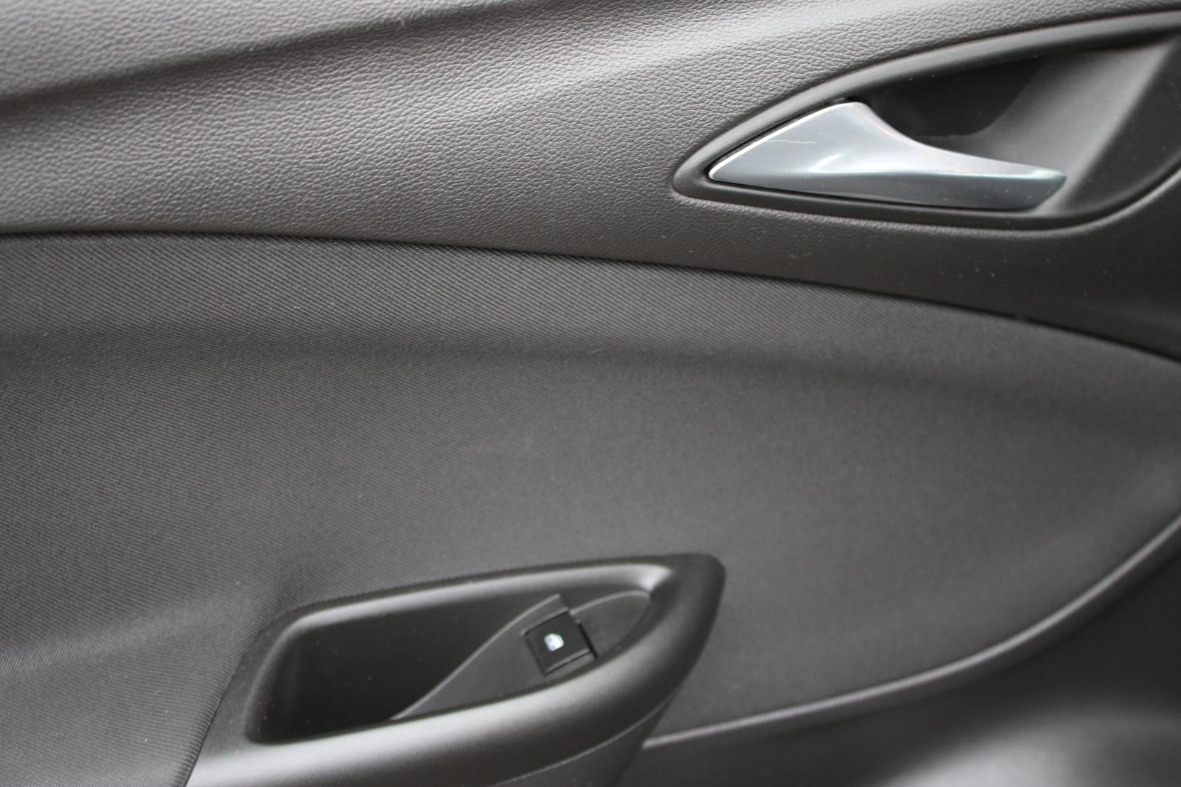 Vauxhall Astra 1.6i Turbo GPF SRi VX Line Nav Hatchback 5dr Petrol Manual Euro 6 (s/s) (200 ps)