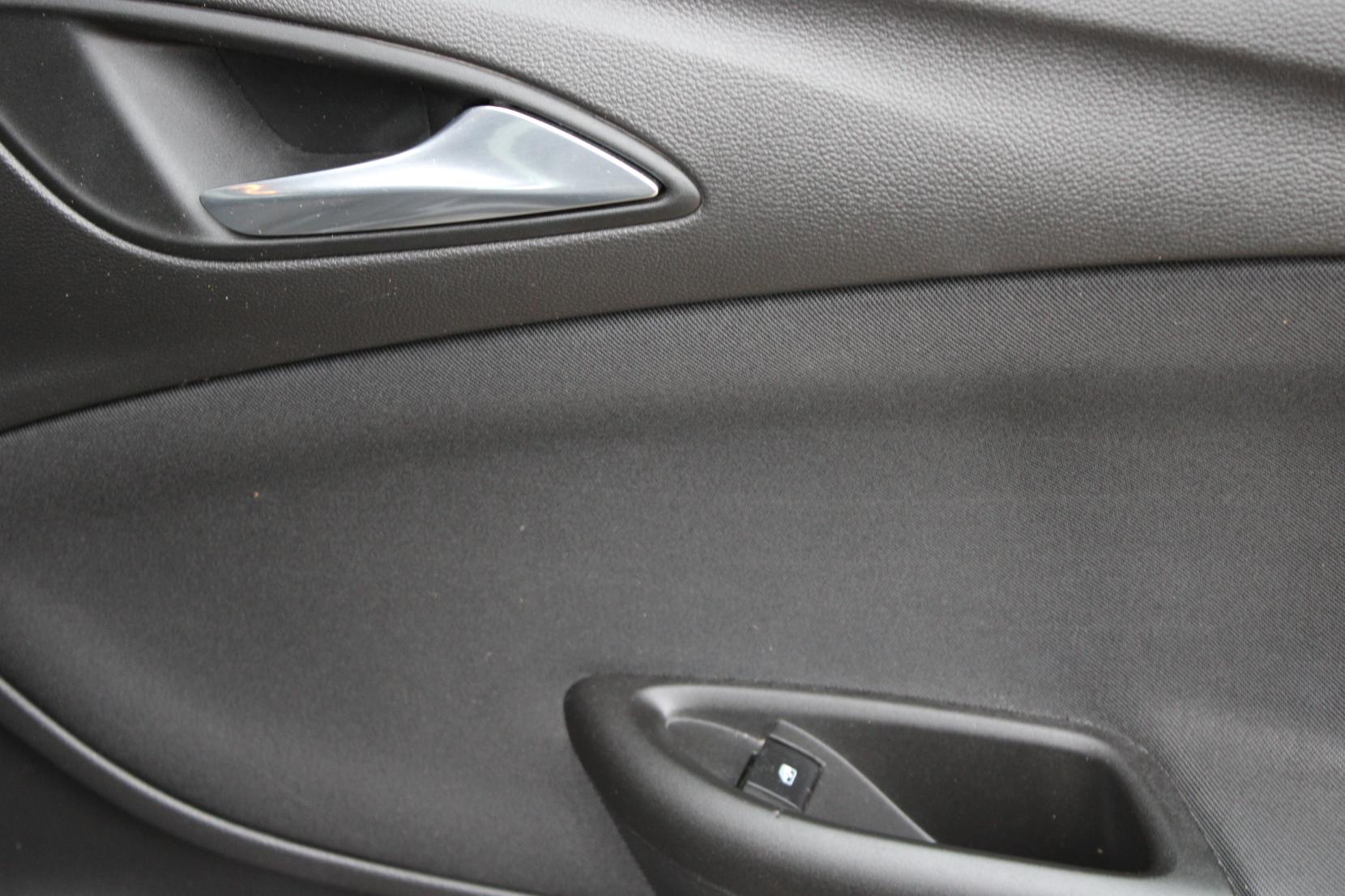 Vauxhall Astra 1.6i Turbo GPF SRi VX Line Nav Hatchback 5dr Petrol Manual Euro 6 (s/s) (200 ps)