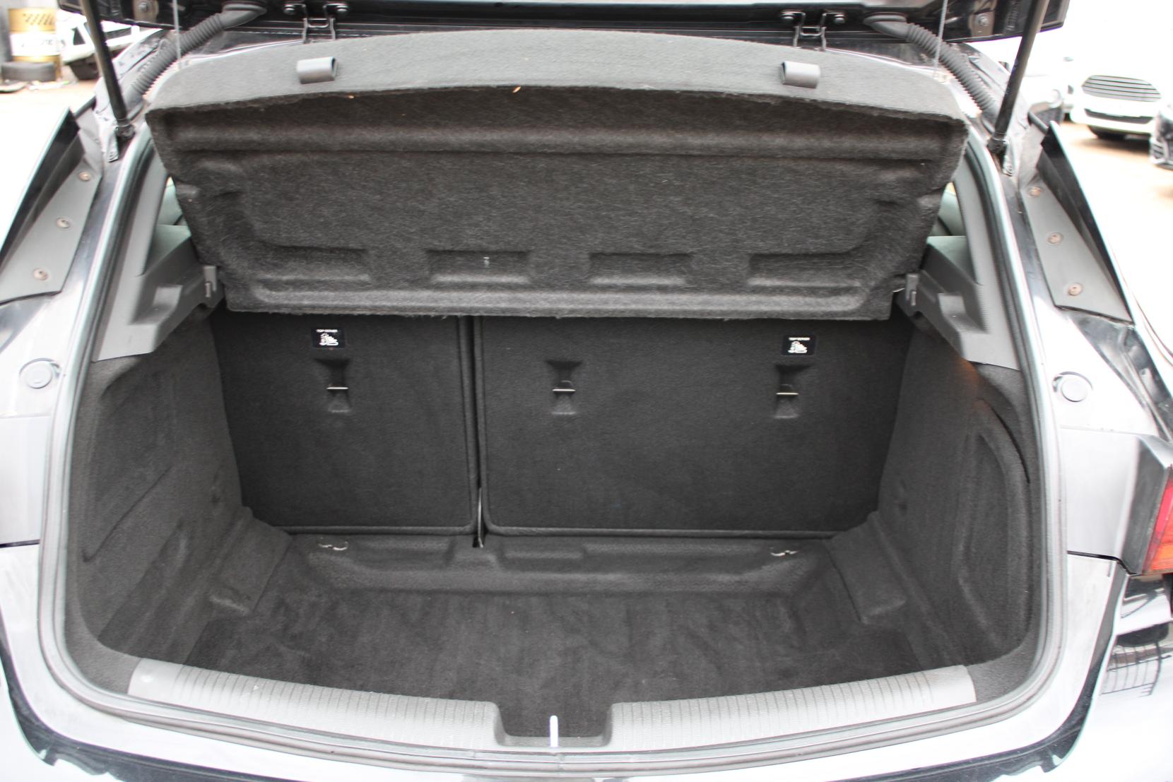 Vauxhall Astra 1.6i Turbo GPF SRi VX Line Nav Hatchback 5dr Petrol Manual Euro 6 (s/s) (200 ps)