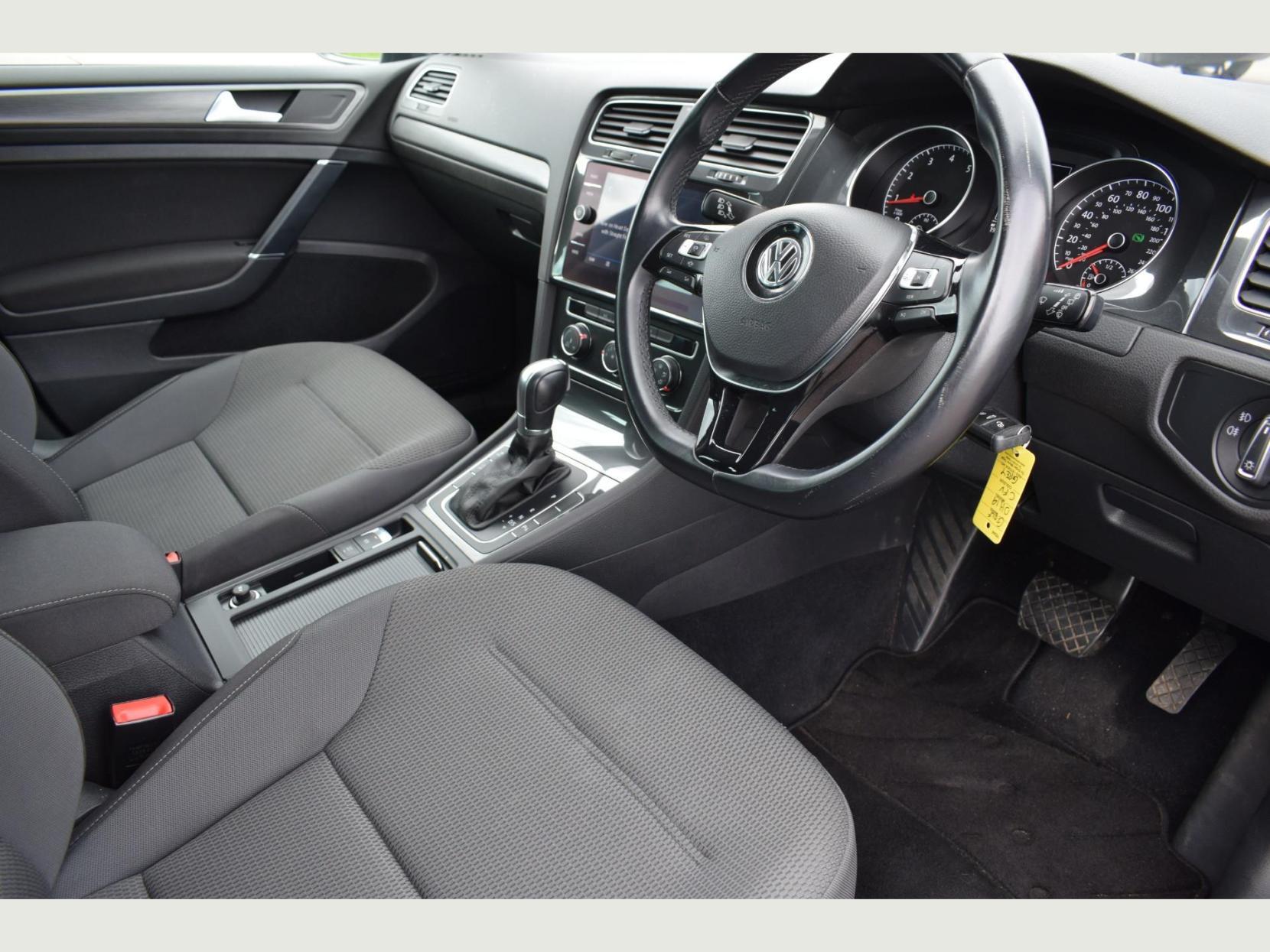 Volkswagen Golf MATCH TSI EVO DSG