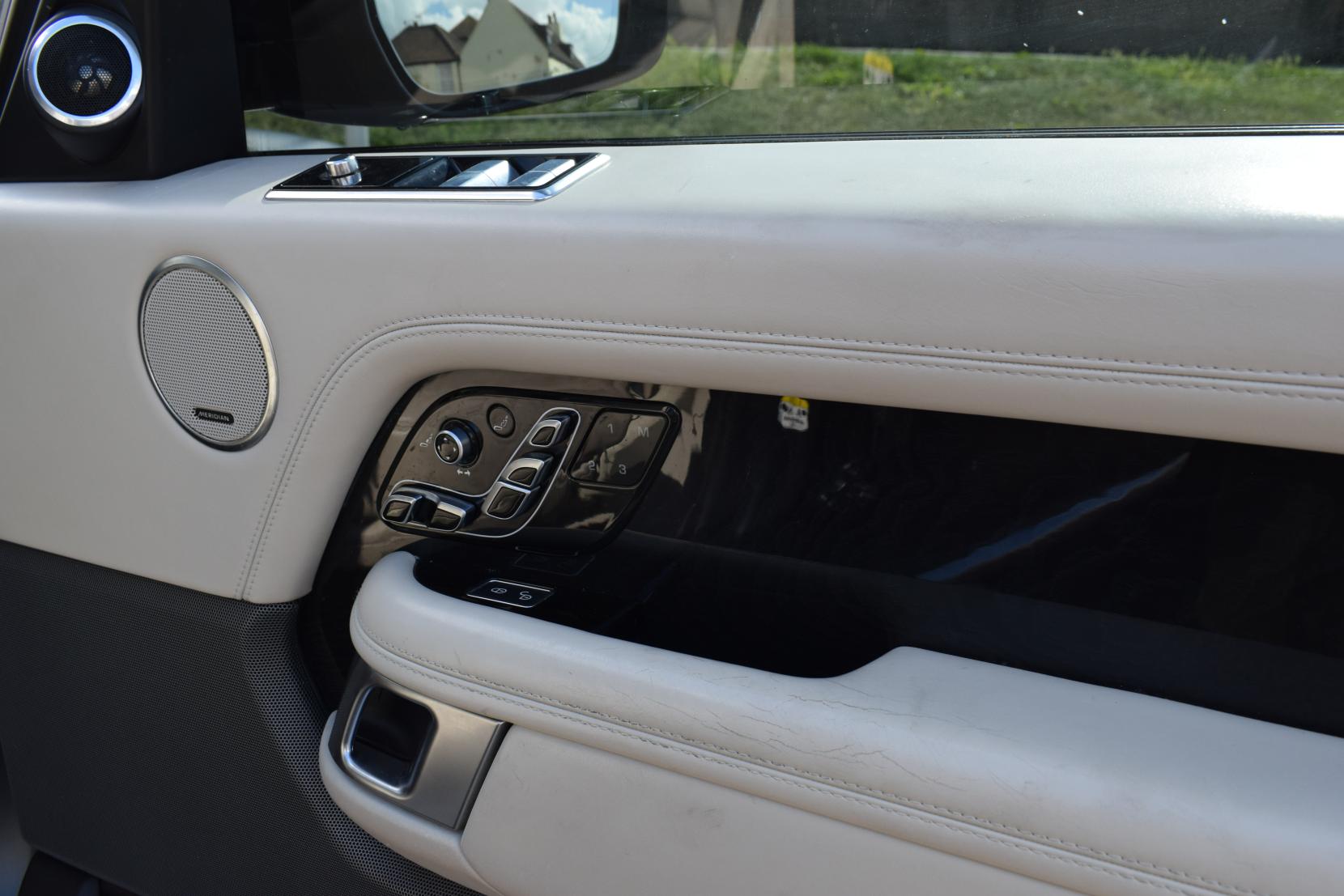 Land Rover Range Rover 5.0 P525 V8 Autobiography SUV 5dr Petrol Auto 4WD Euro 6 (s/s) (525 ps)