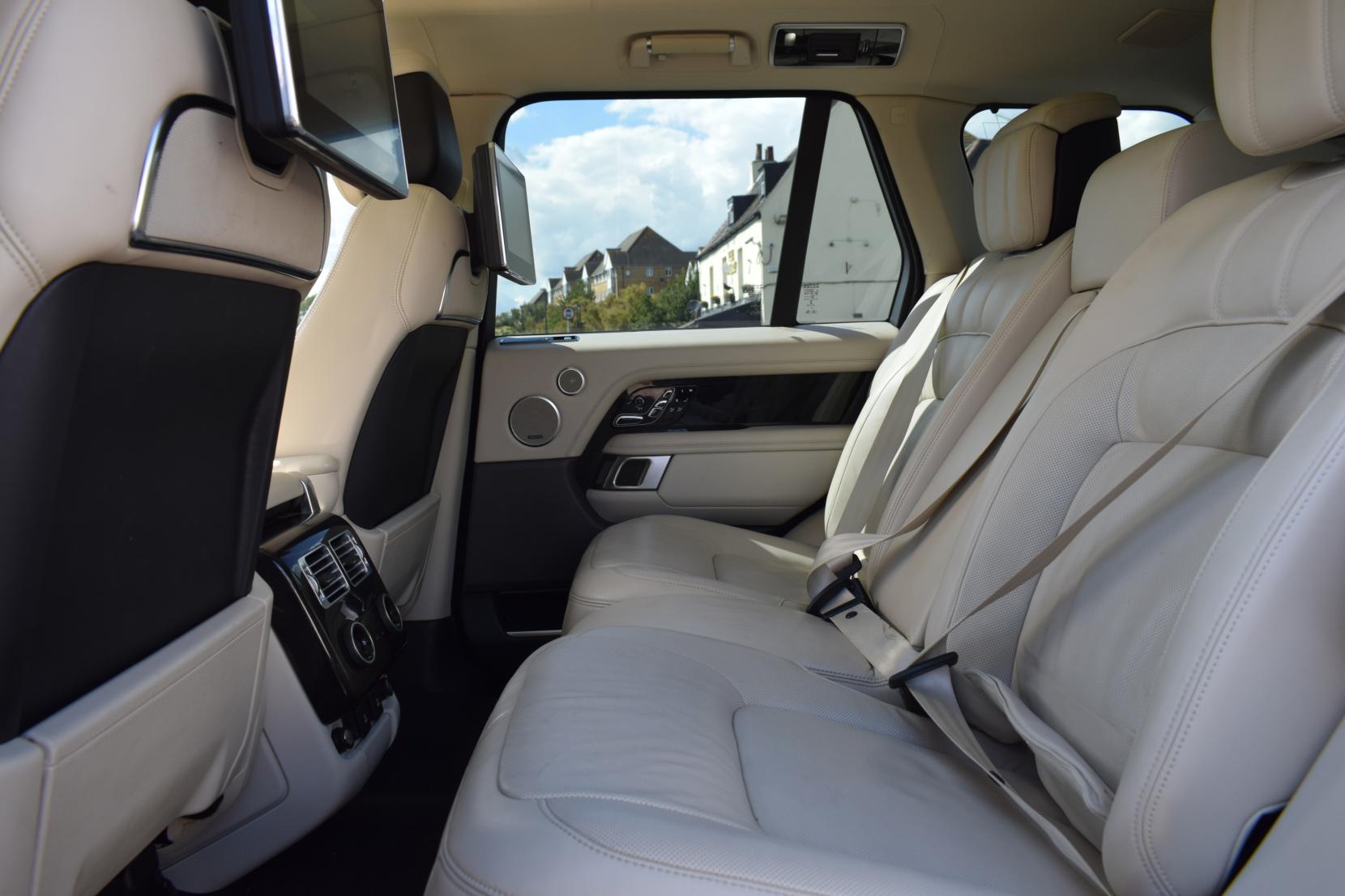 Land Rover Range Rover 5.0 P525 V8 Autobiography SUV 5dr Petrol Auto 4WD Euro 6 (s/s) (525 ps)