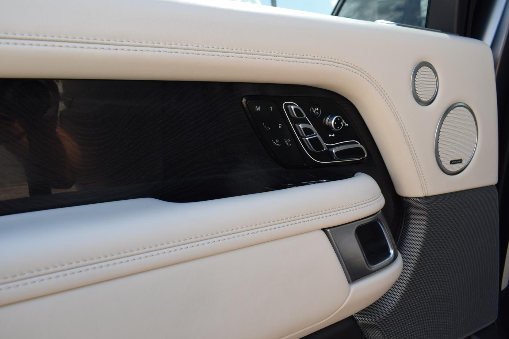 Land Rover Range Rover 5.0 P525 V8 Autobiography SUV 5dr Petrol Auto 4WD Euro 6 (s/s) (525 ps)