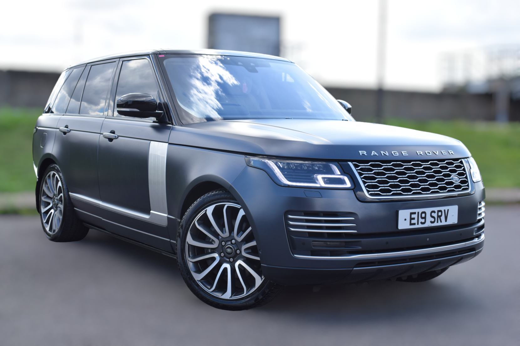 Land Rover Range Rover 5.0 P525 V8 Autobiography SUV 5dr Petrol Auto 4WD Euro 6 (s/s) (525 ps)