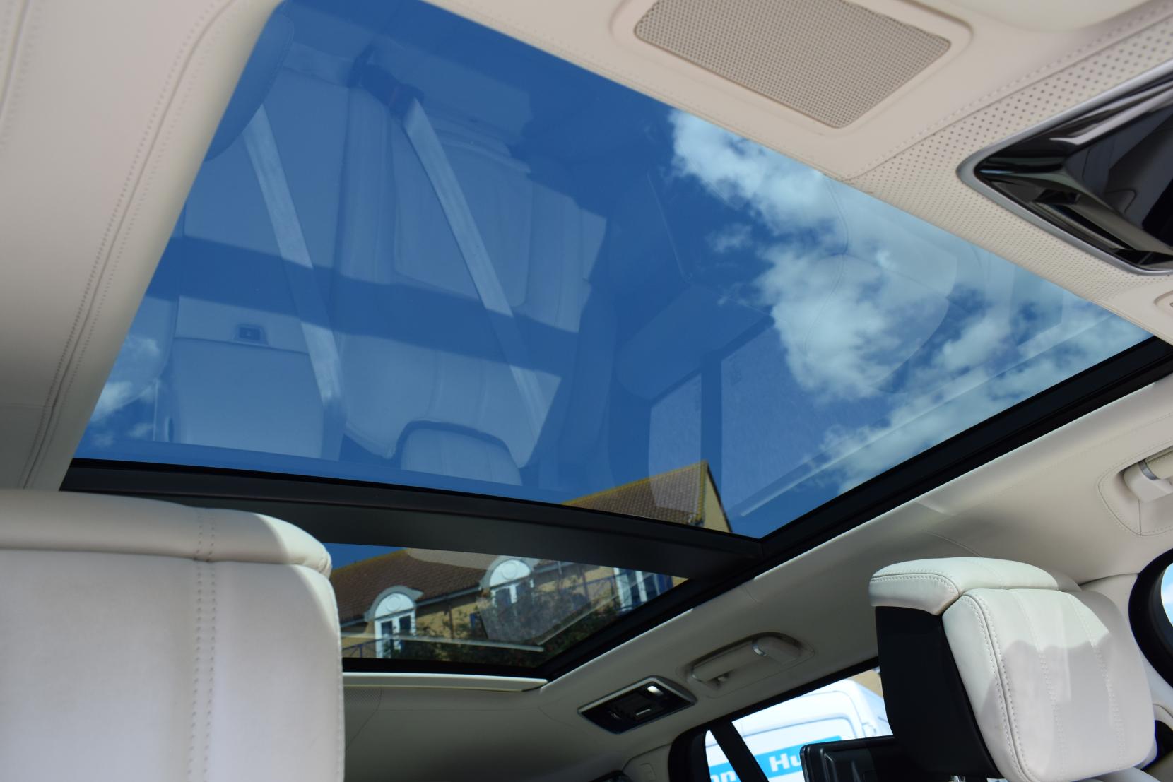 Land Rover Range Rover 5.0 P525 V8 Autobiography SUV 5dr Petrol Auto 4WD Euro 6 (s/s) (525 ps)