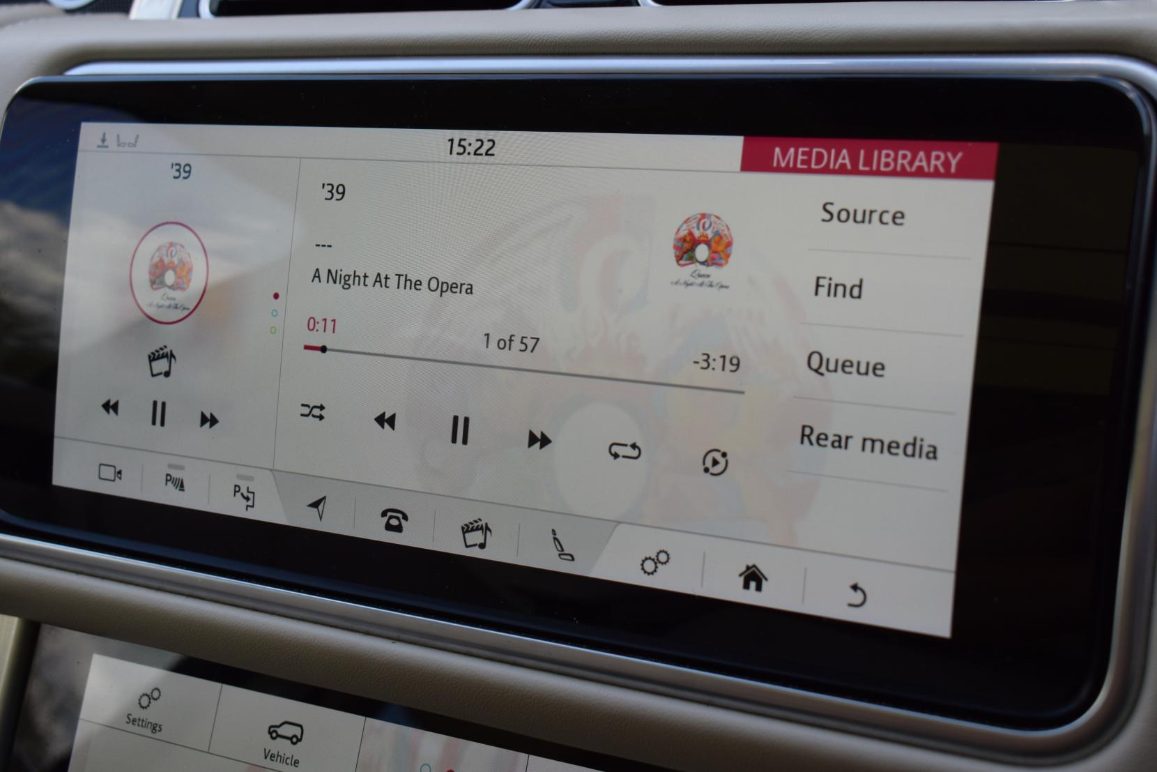 Land Rover Range Rover 5.0 P525 V8 Autobiography SUV 5dr Petrol Auto 4WD Euro 6 (s/s) (525 ps)