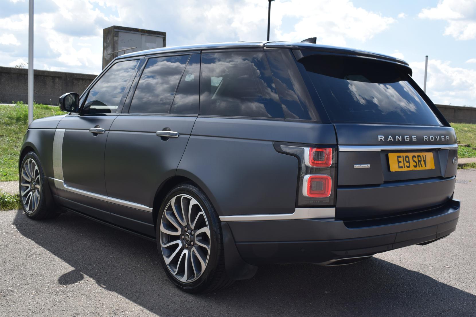 Land Rover Range Rover 5.0 P525 V8 Autobiography SUV 5dr Petrol Auto 4WD Euro 6 (s/s) (525 ps)