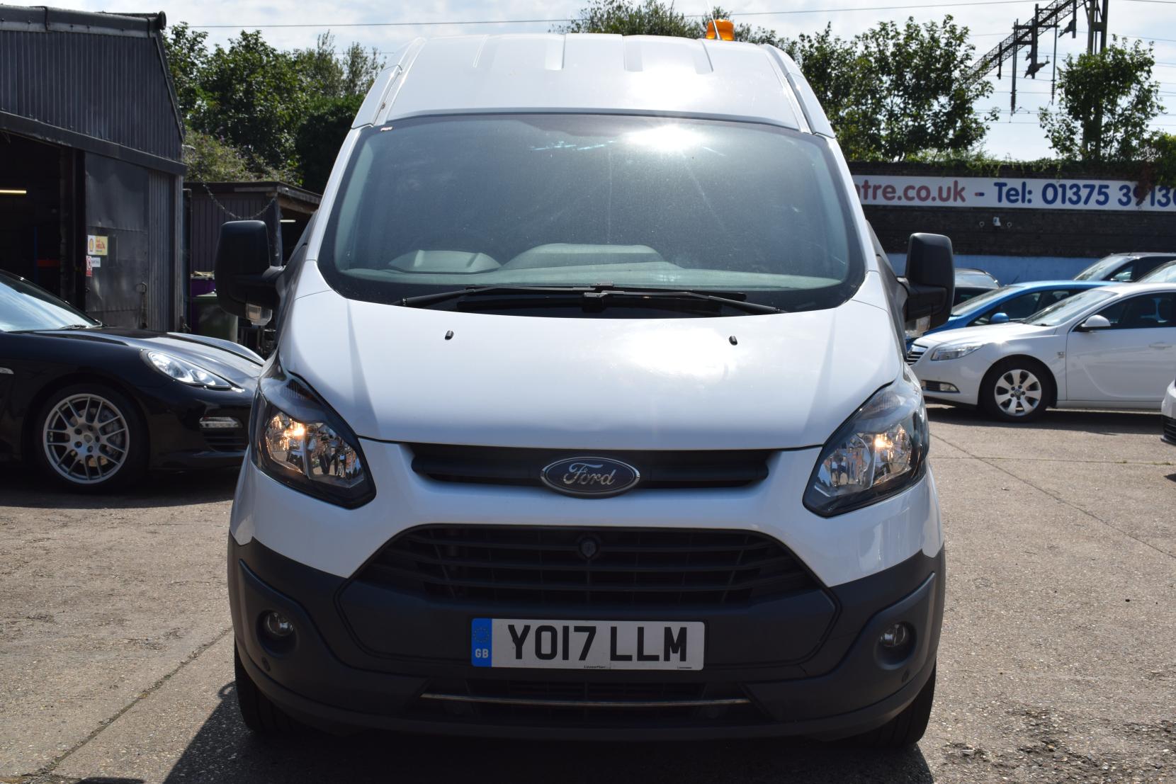 Ford Transit Custom 2.0 TDCi 290 Panel Van 5dr Diesel Manual L1 H2 (164 g/km, 104 bhp)