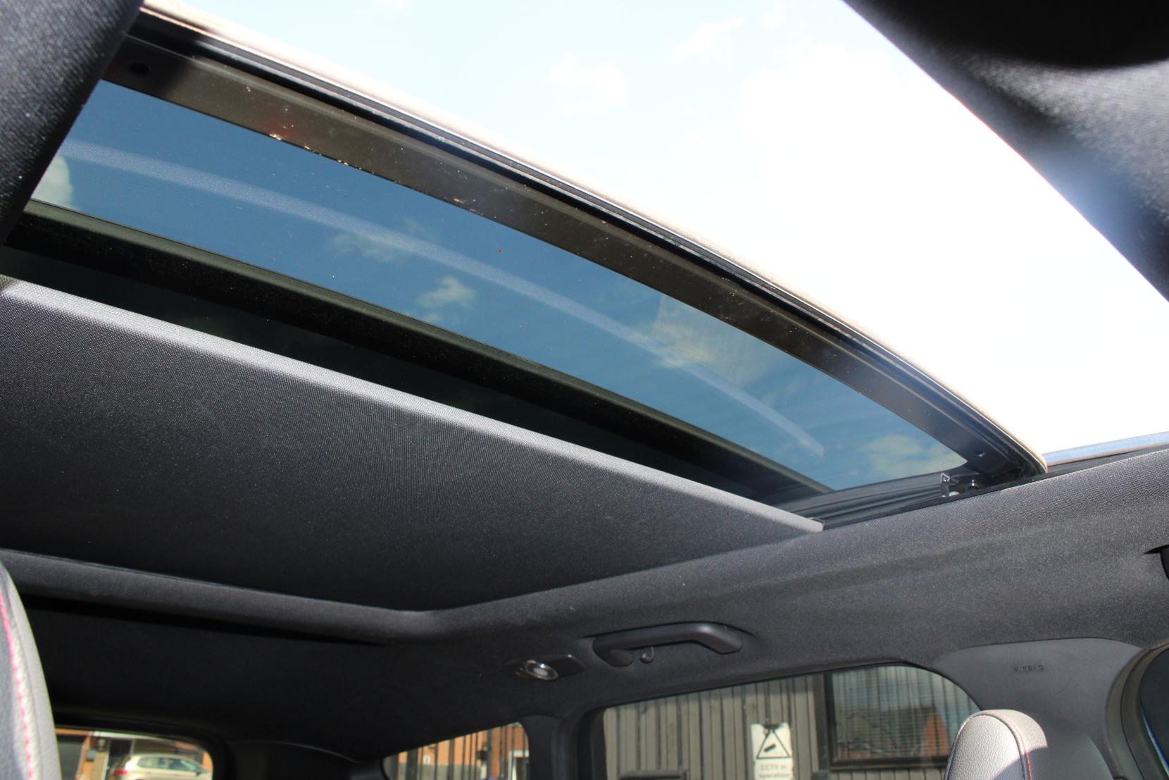 Ford Kuga 1.5T EcoBoost GPF ST-Line X SUV 5dr Petrol Manual Euro 6 (s/s) (150 ps)