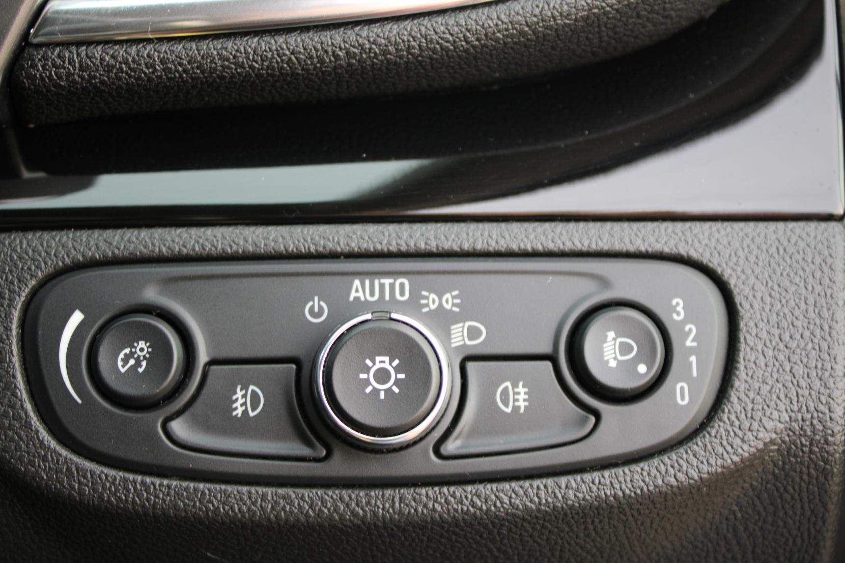 Vauxhall Mokka X 1.6i Active SUV 5dr Petrol Manual Euro 6 (s/s) (115 ps)