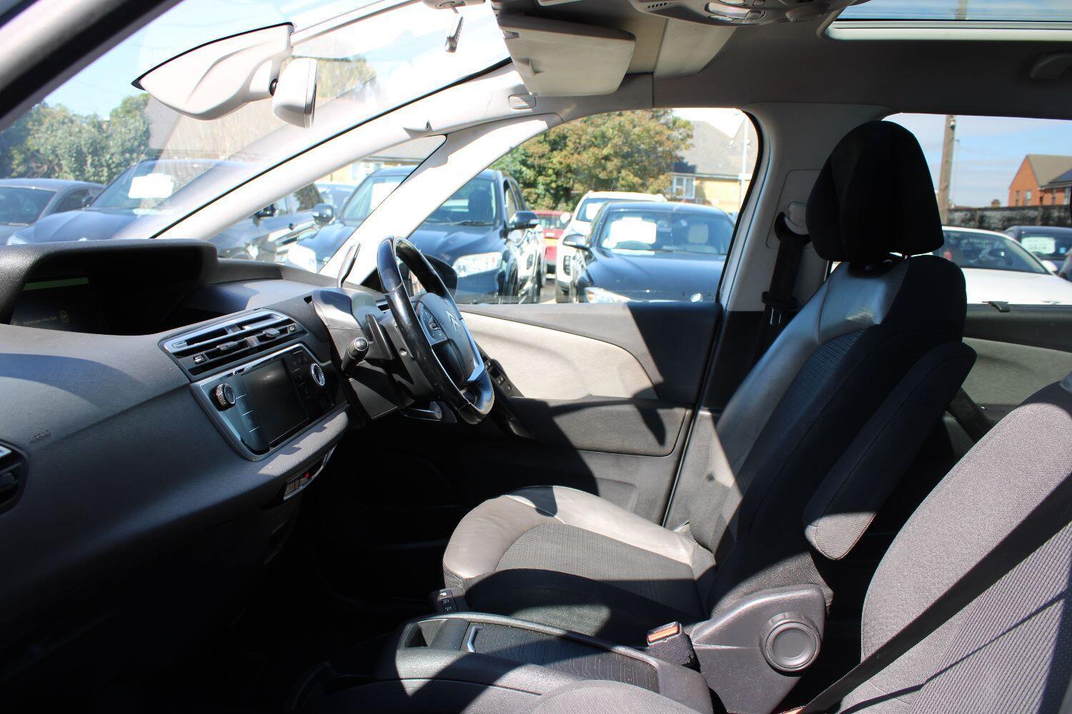 Citroen GRAND C4 PICASSO 1.6 BlueHDi Flair