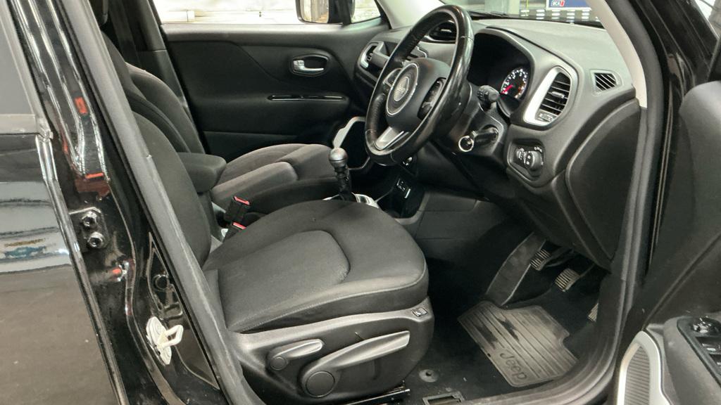 Jeep Renegade 1.6 MultiJetII Longitude SUV 5dr Diesel Manual Euro 6 (s/s) (120 ps)