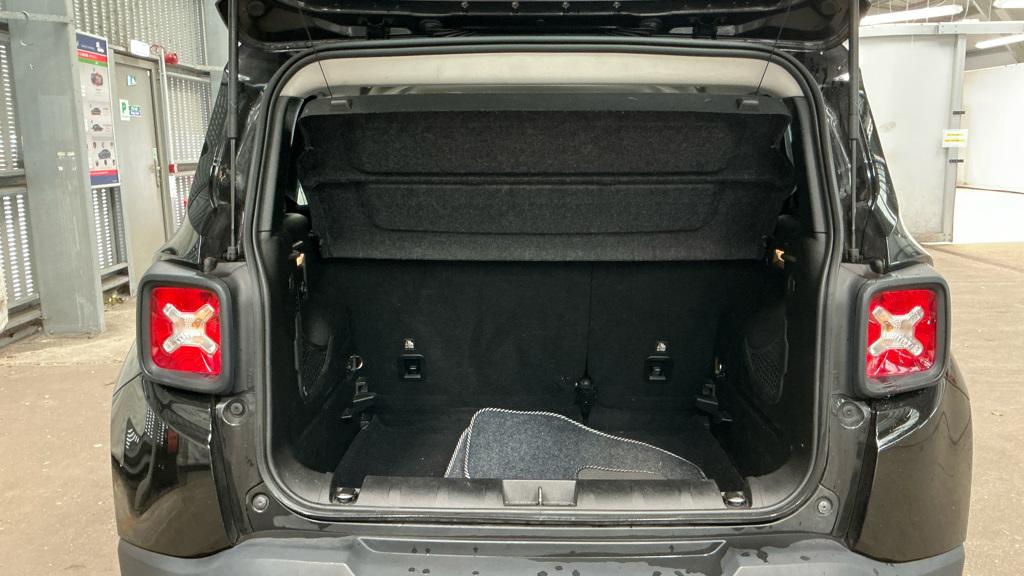 Jeep Renegade 1.6 MultiJetII Longitude SUV 5dr Diesel Manual Euro 6 (s/s) (120 ps)