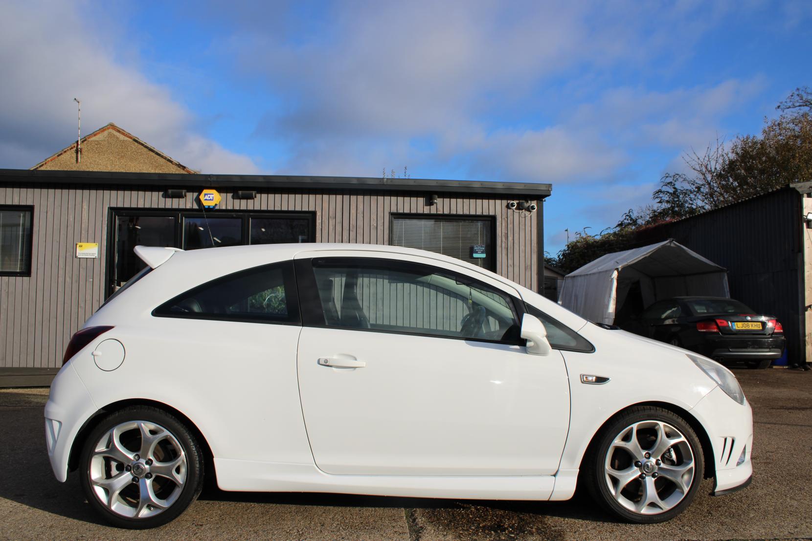Vauxhall Corsa 1.6T 16V VXR Hatchback 3dr Petrol Manual Euro 5 (192 ps)