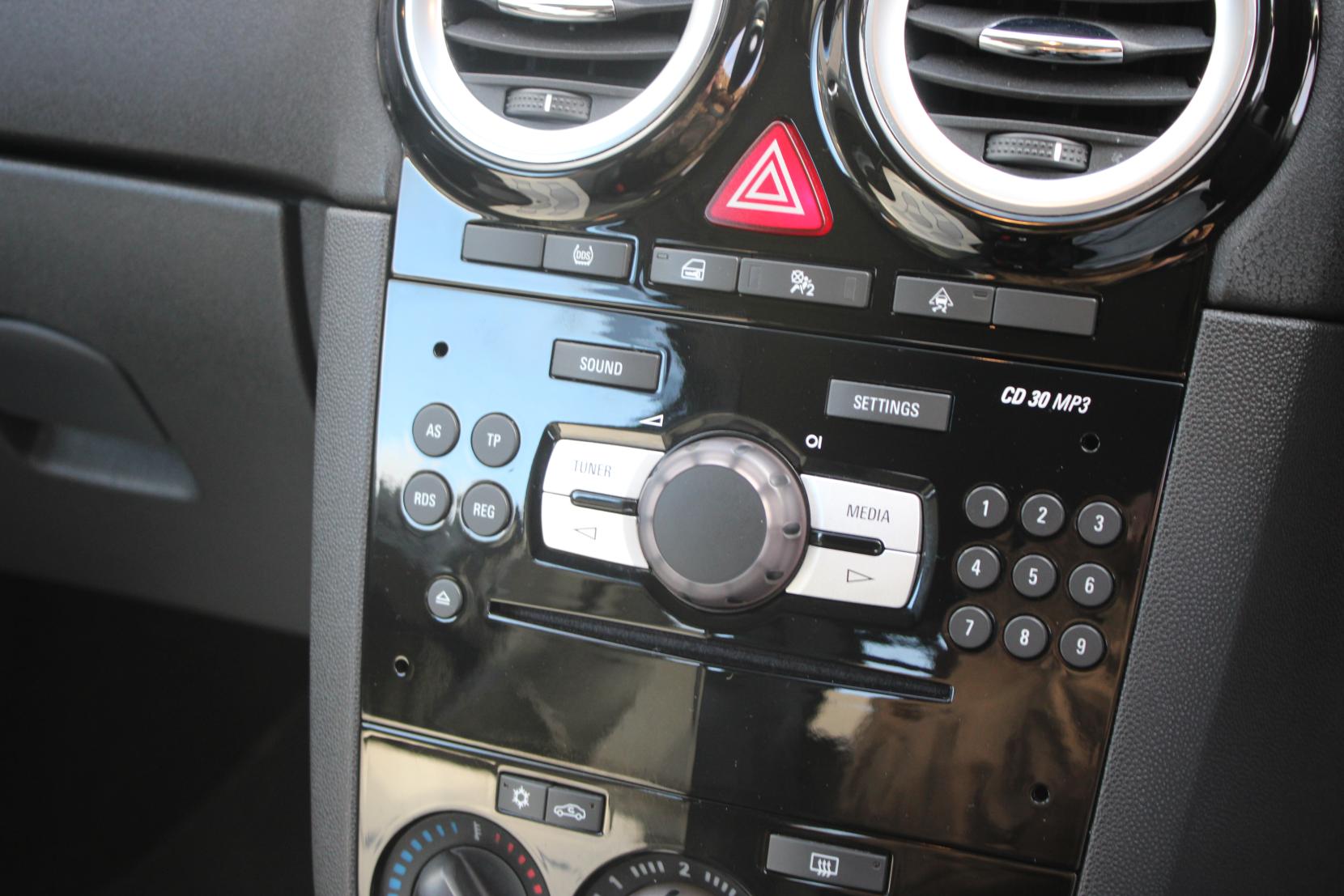 Vauxhall Corsa 1.6T 16V VXR Hatchback 3dr Petrol Manual Euro 5 (192 ps)