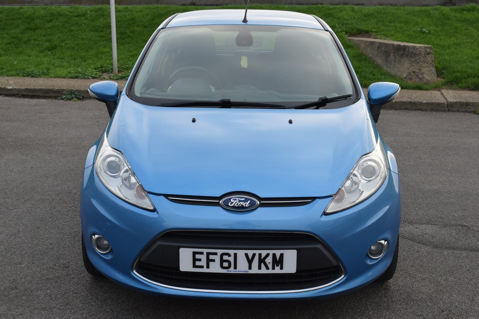 Ford Fiesta 1.4 Titanium Hatchback 5dr Petrol Manual (133 g/km, 94 bhp)