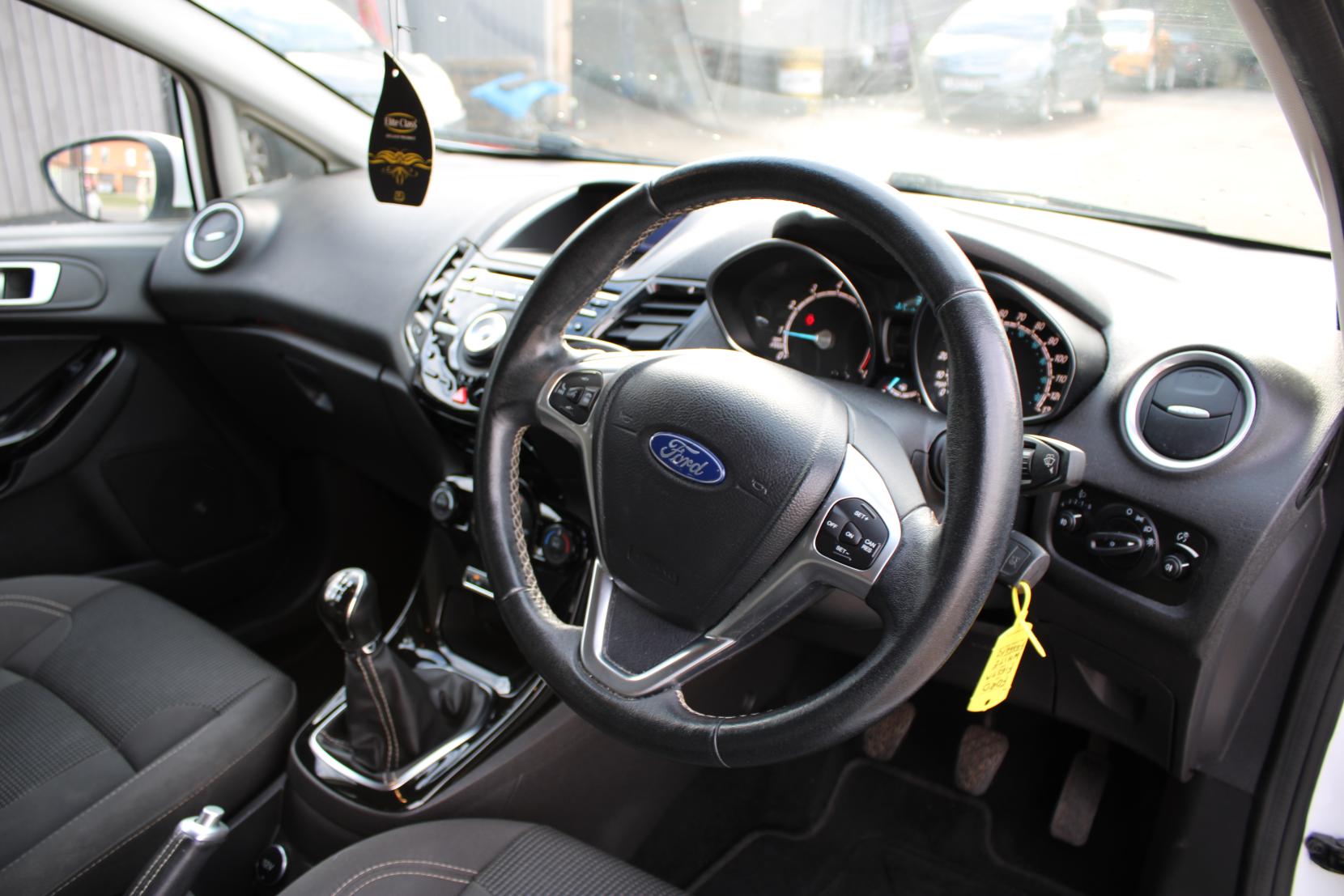 Ford Fiesta 1.0T EcoBoost Titanium Hatchback 5dr Petrol Manual Euro 6 (s/s) (100 ps)