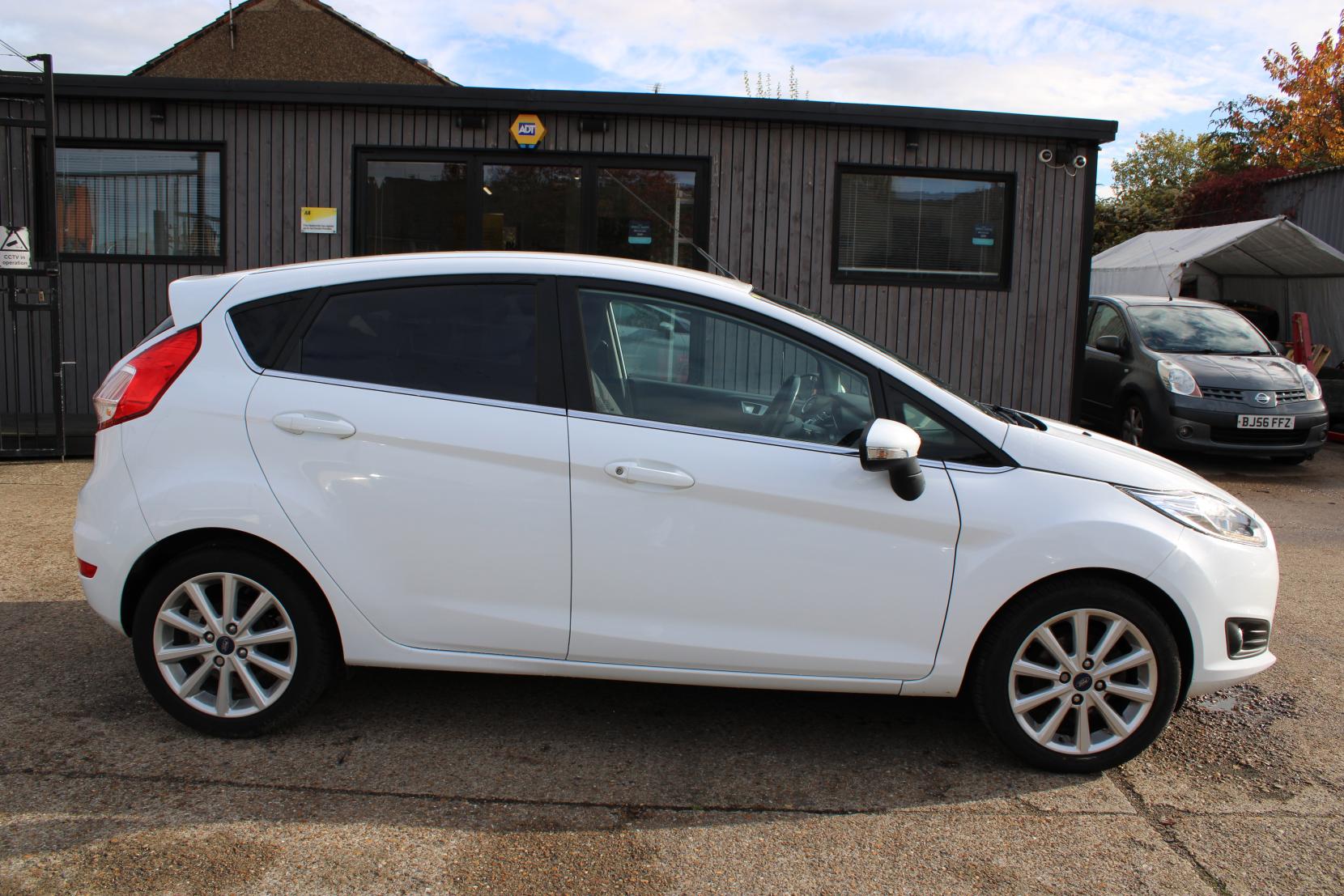 Ford Fiesta 1.0T EcoBoost Titanium Hatchback 5dr Petrol Manual Euro 6 (s/s) (100 ps)