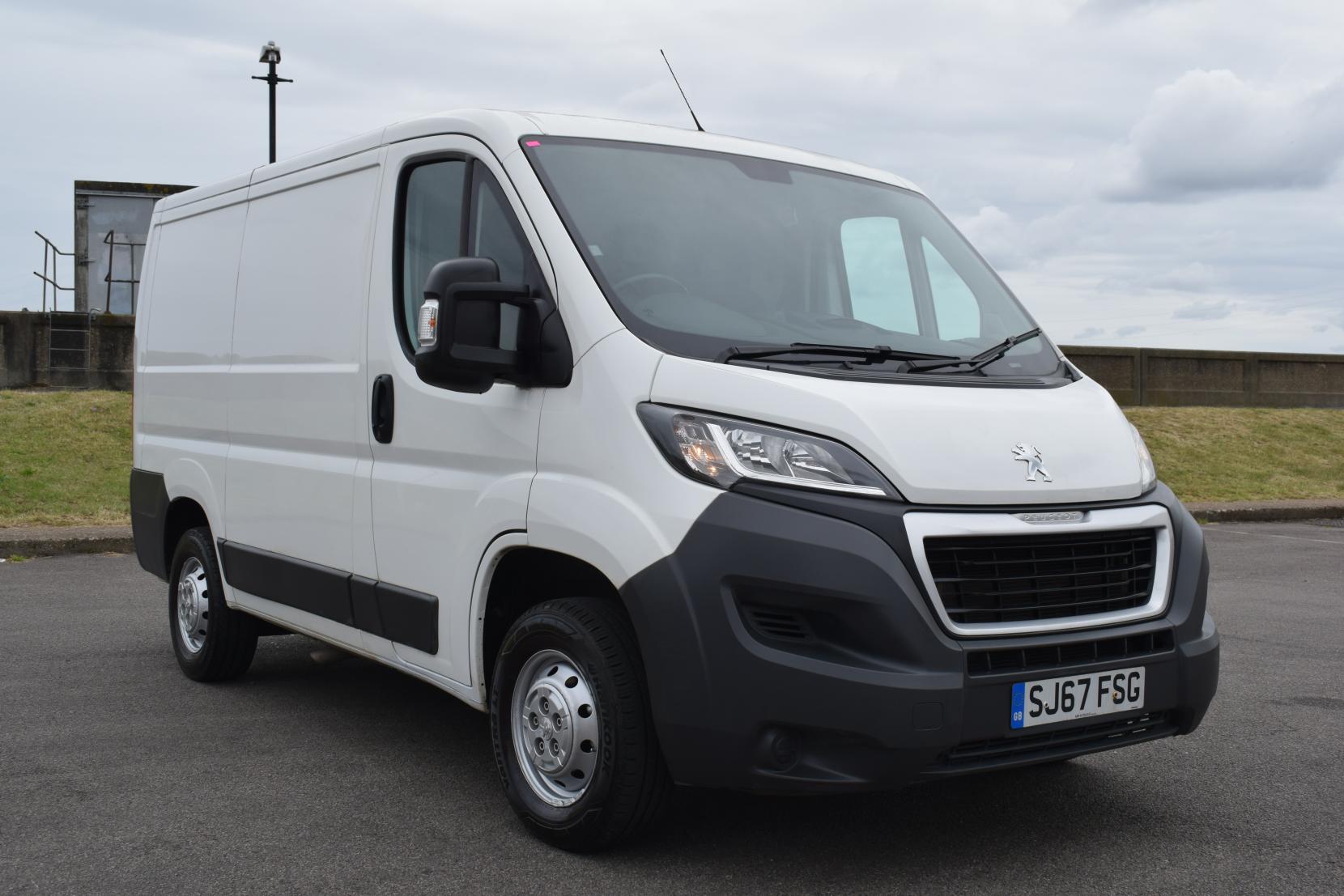 Peugeot Boxer 2.0 BlueHDi 333 Professional Panel Van 5dr Diesel Manual L1 H1 Euro 6 (110 ps)