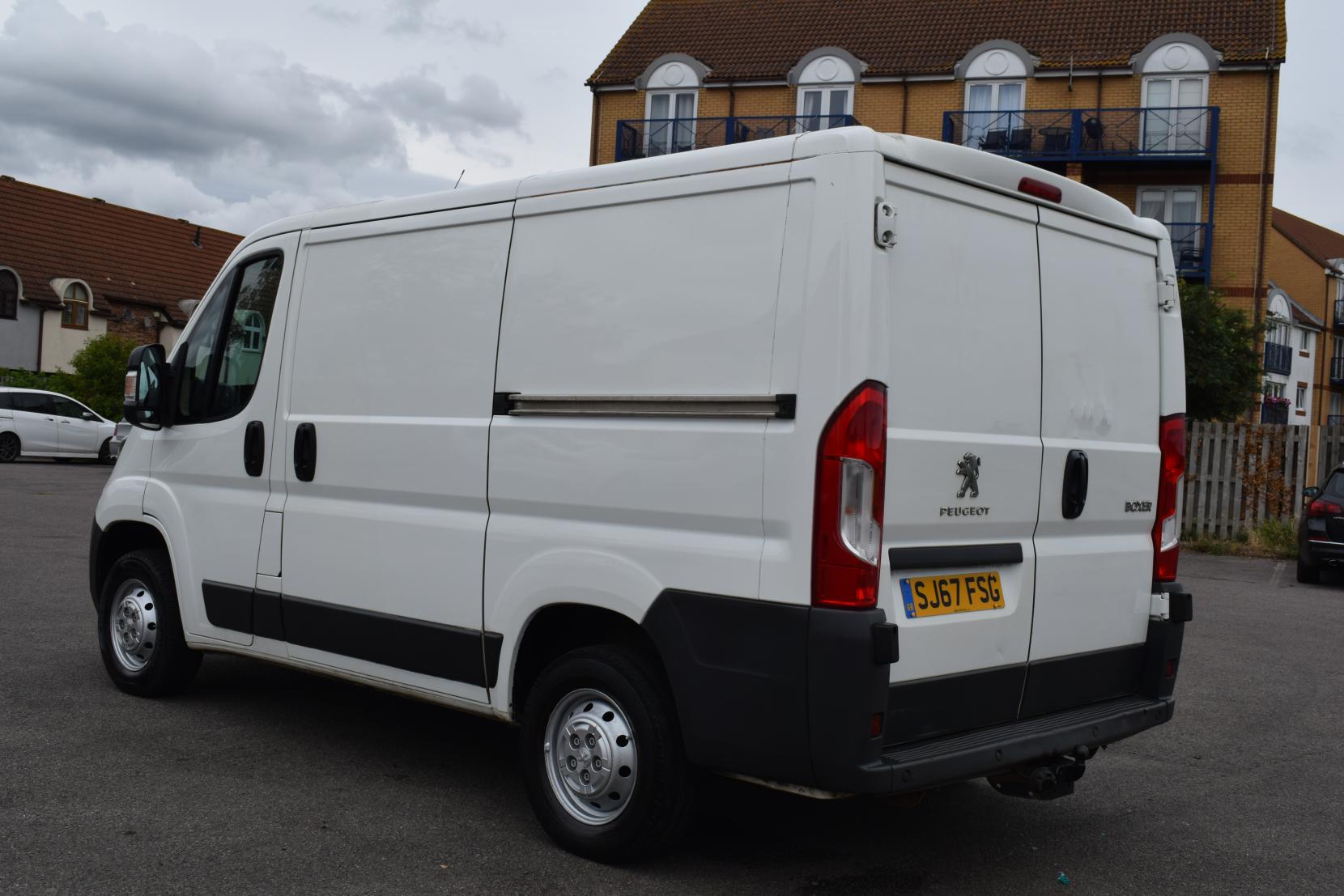 Peugeot Boxer 2.0 BlueHDi 333 Professional Panel Van 5dr Diesel Manual L1 H1 Euro 6 (110 ps)