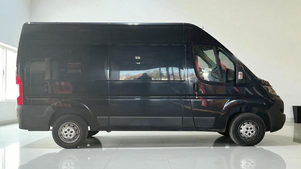 Peugeot Boxer 2.0 BlueHDi 335 Professional Panel Van 5dr Diesel Manual L2 H2 Euro 6 (130 ps)