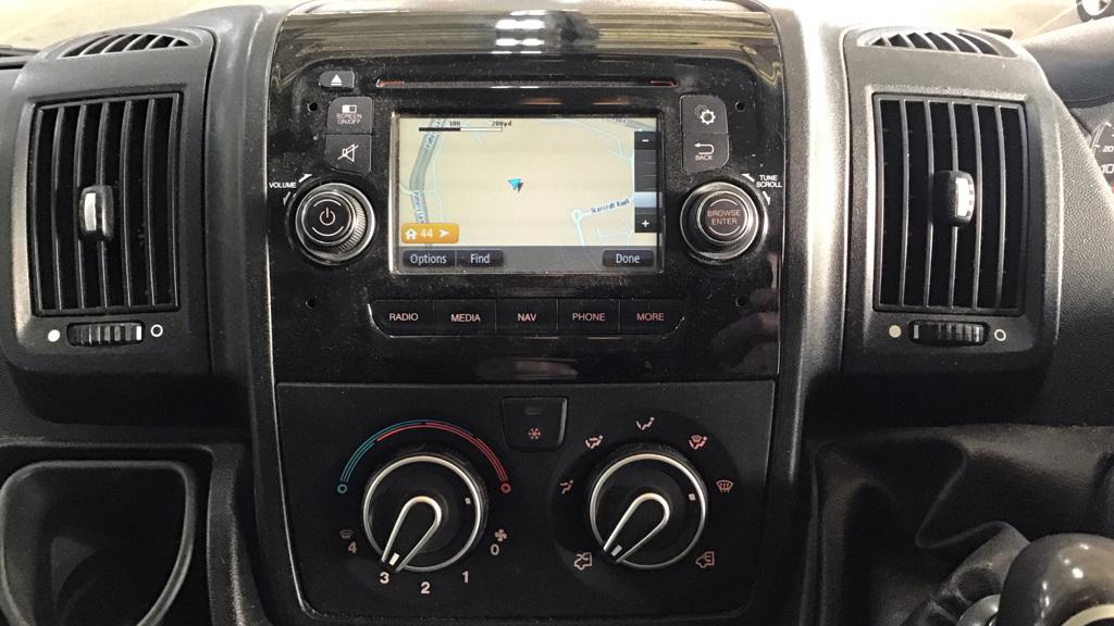 Peugeot Boxer 2.0 BlueHDi 335 Professional Panel Van 5dr Diesel Manual L2 H2 Euro 6 (130 ps)