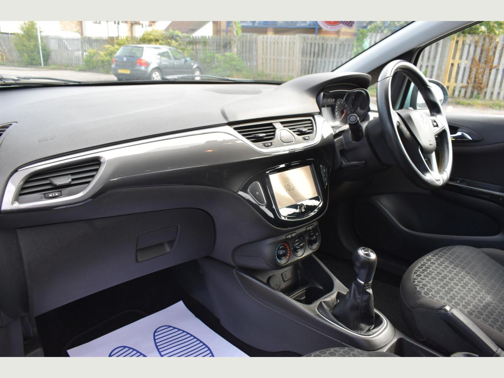 Vauxhall Corsa DESIGN