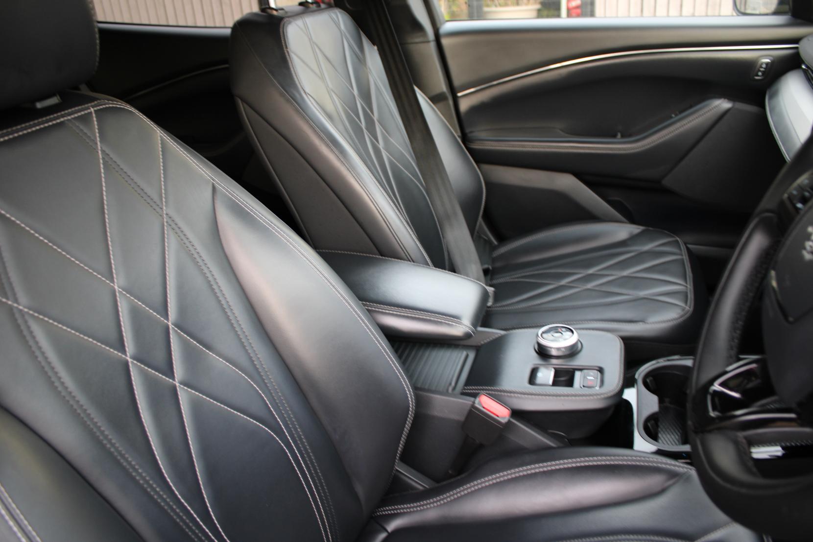 Ford Mustang Mach-E Standard Range 70kWh SUV 5dr Electric Automatic (269 ps)