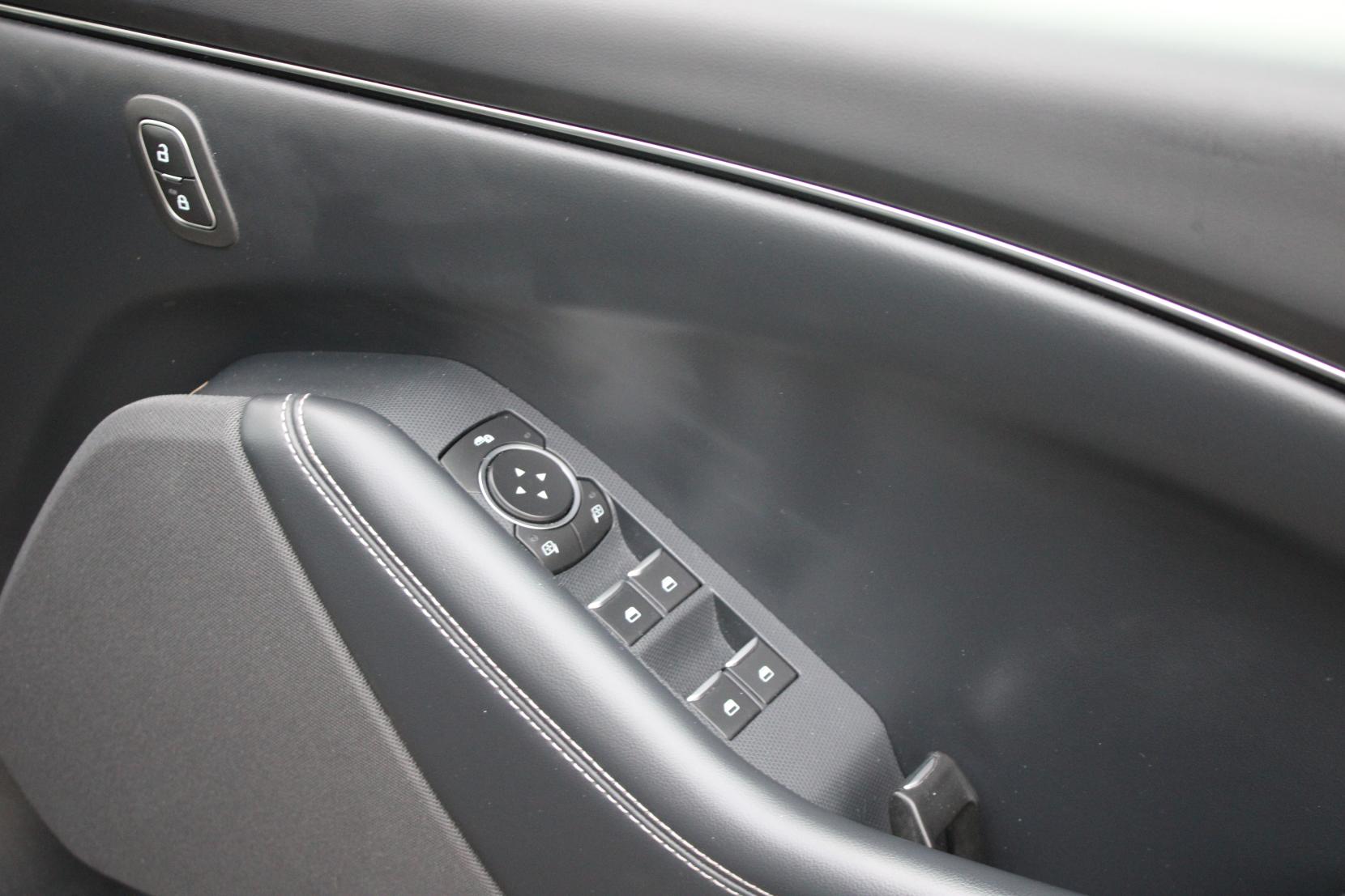 Ford Mustang Mach-E Standard Range 70kWh SUV 5dr Electric Automatic (269 ps)