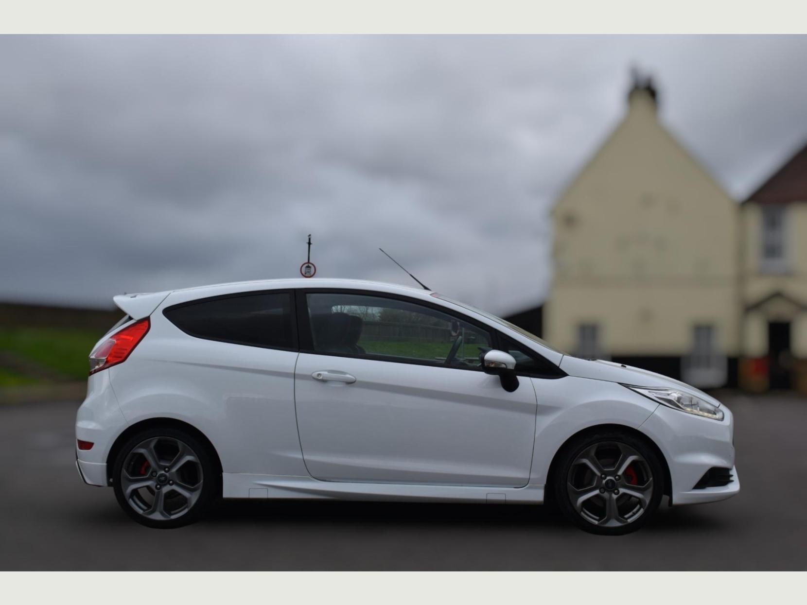 Ford Fiesta ST-2