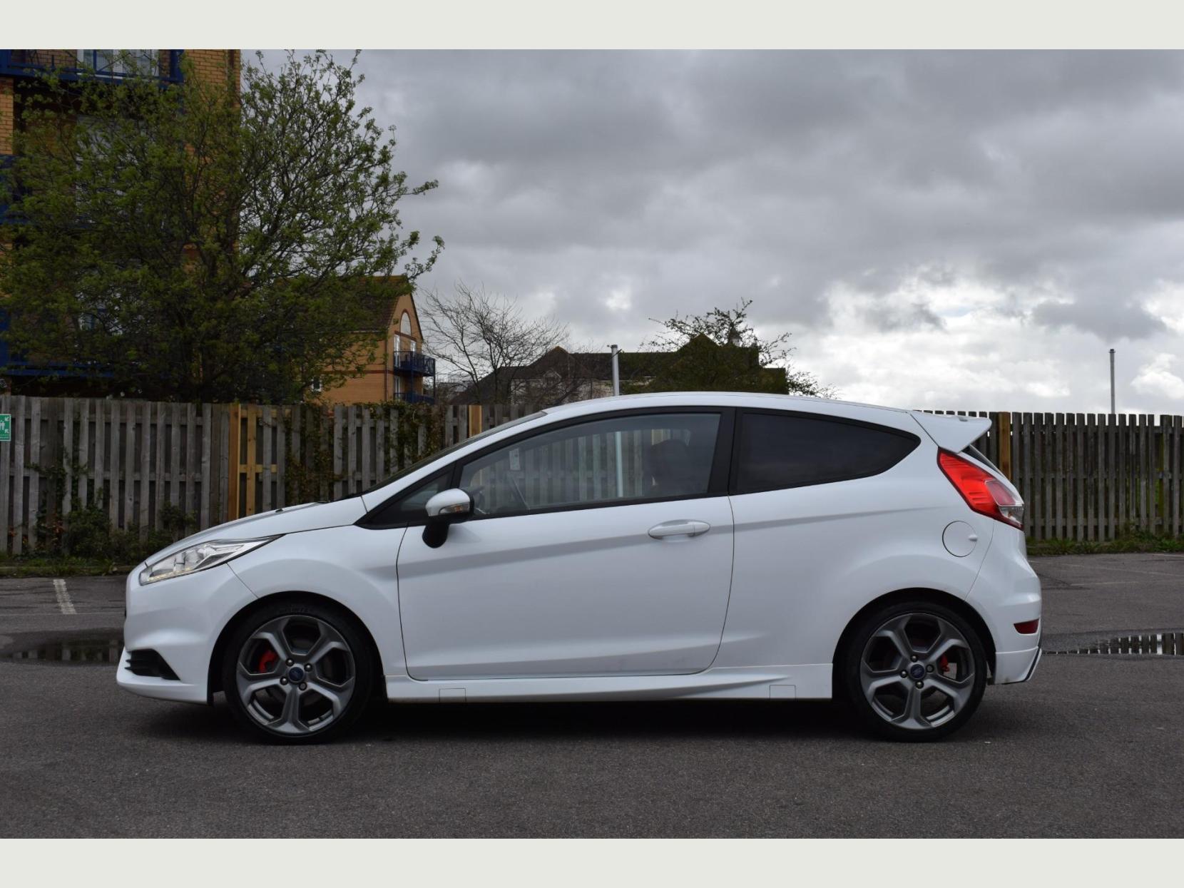 Ford Fiesta ST-2