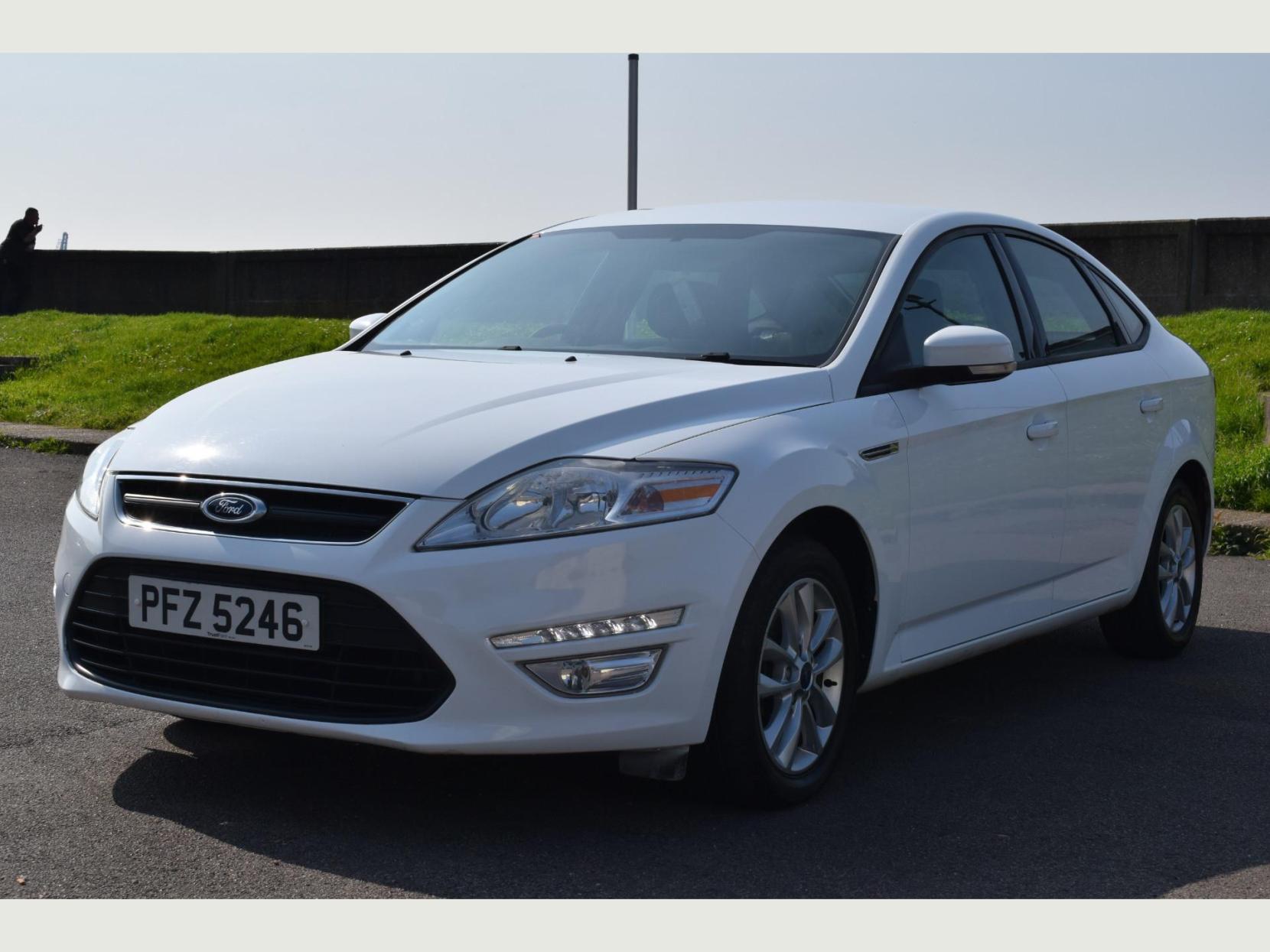 Ford Mondeo GRAPHITE