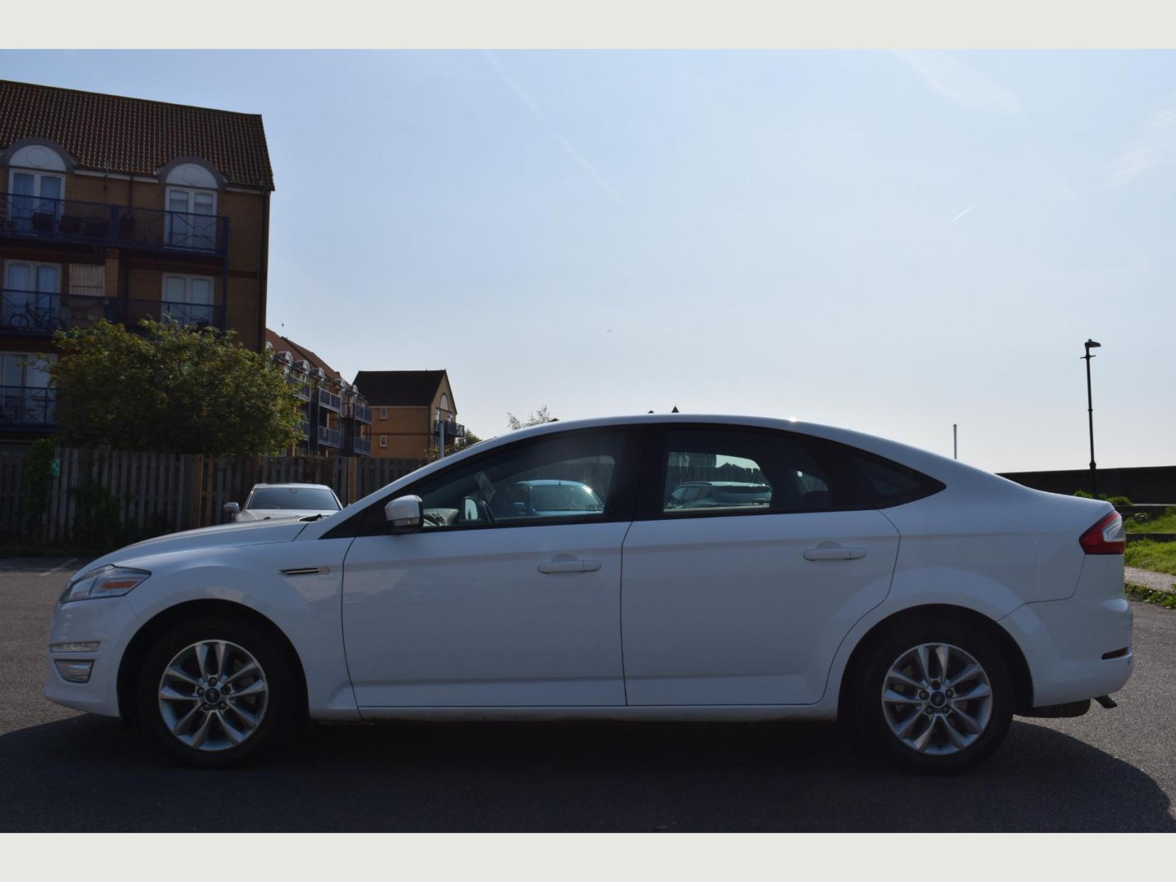 Ford Mondeo GRAPHITE