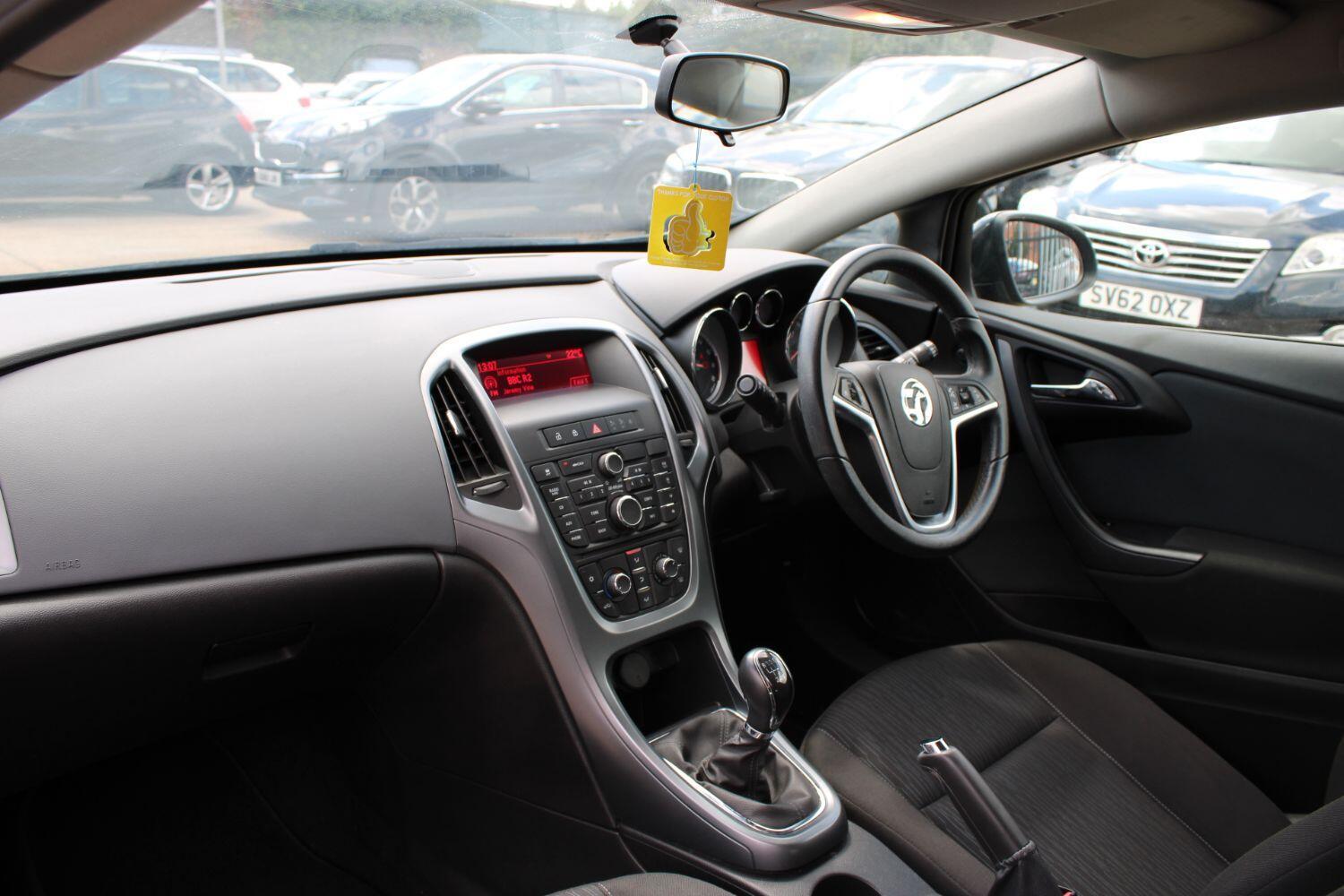 Vauxhall ASTRA GTC 1.4 T 16V Sport